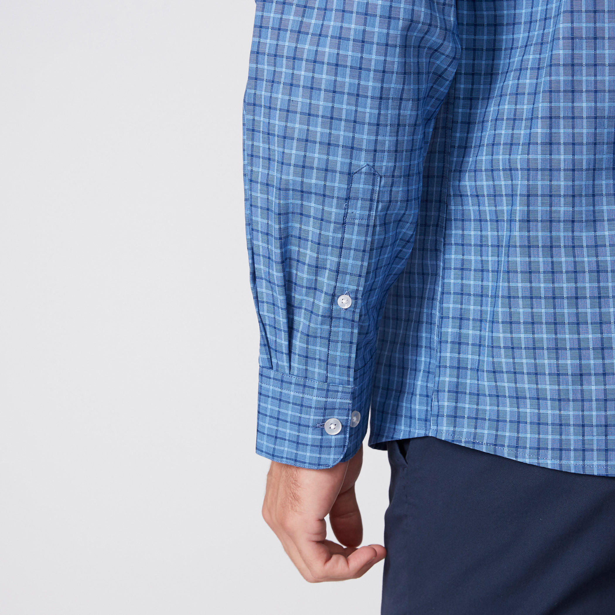 قميص كاروهات بأكمام طويلة وأزرار من آرو-men-clothing-shirts-image-4