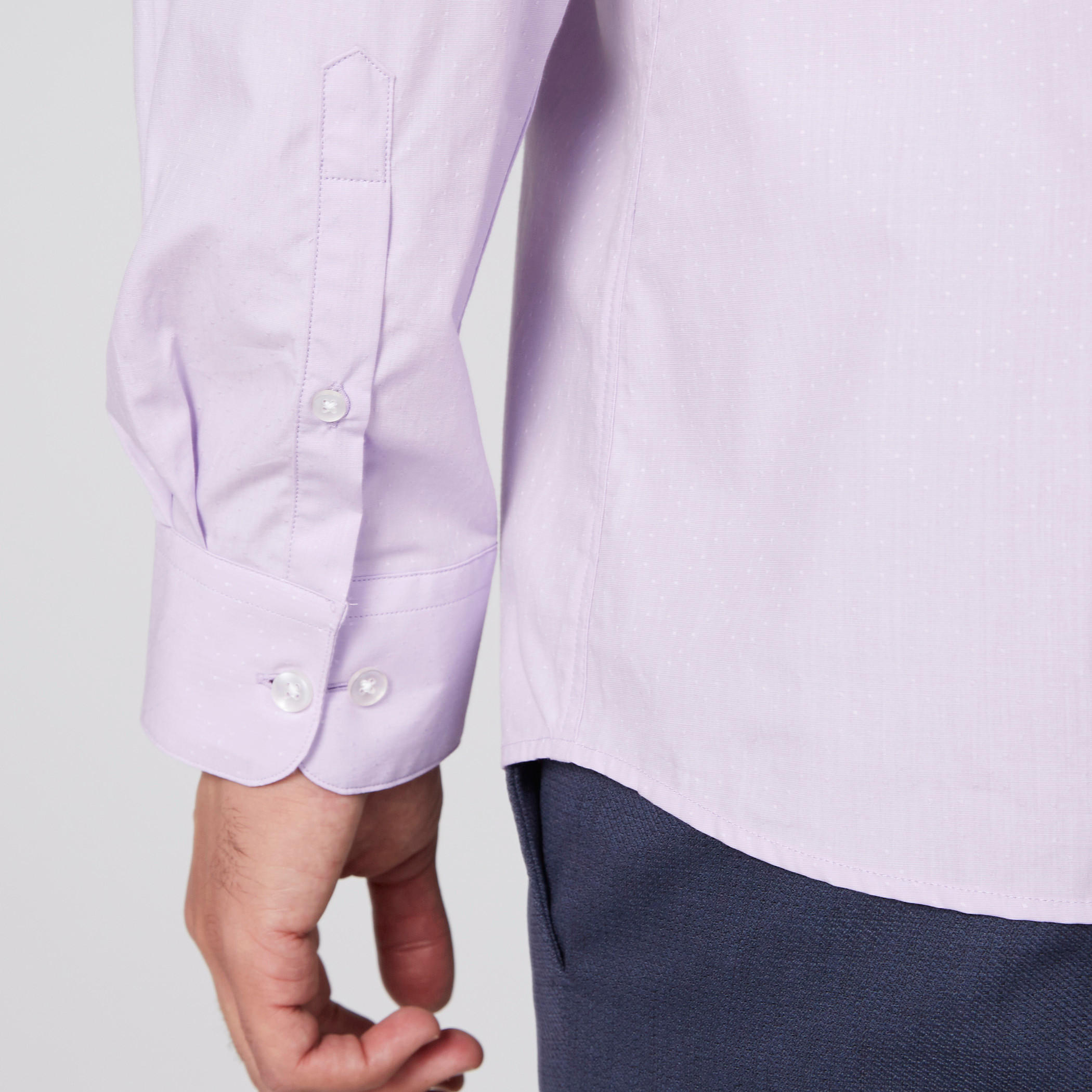 قميص بأكمام طويلة وأزرار وجيب من آرو-men-clothing-shirts-image-4