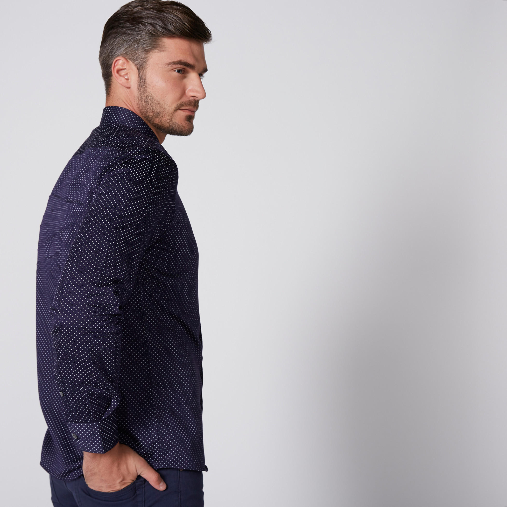 قميص بأكمام طويلة وأزرار وطبعات من آرو-men-clothing-shirts-image-4
