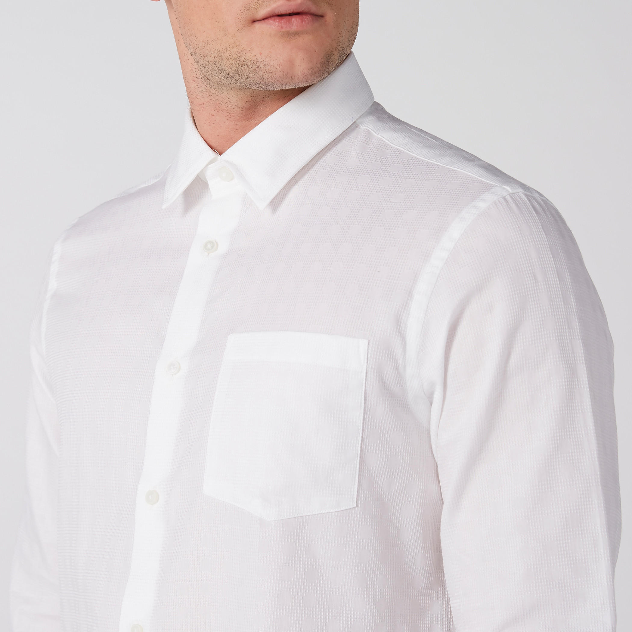 قميص بأكمام طويلة وأزرار من آرو-men-clothing-shirts-image-3