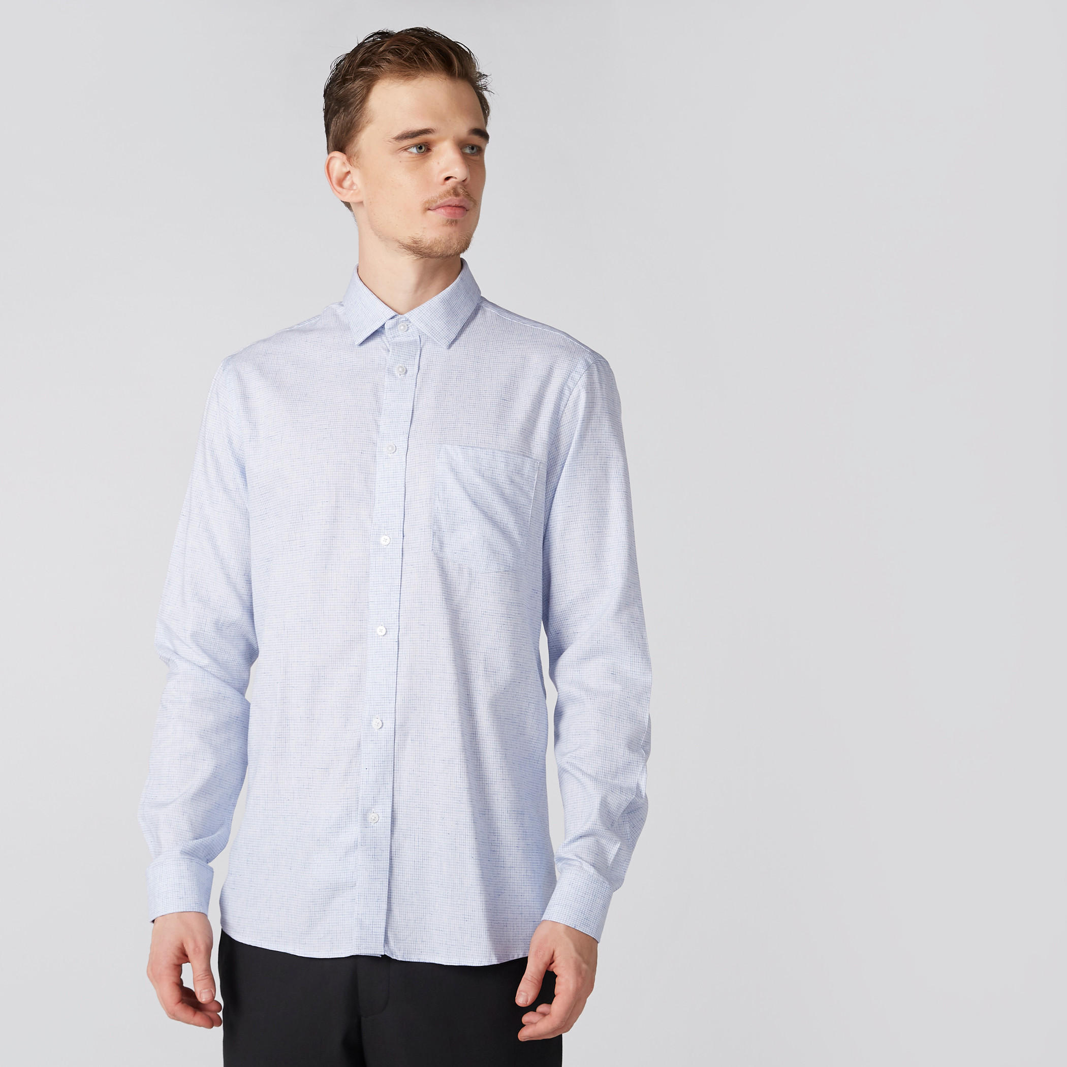قميص بأكمام طويلة وأزرار وجيب من آرو-men-clothing-shirts-image-1
