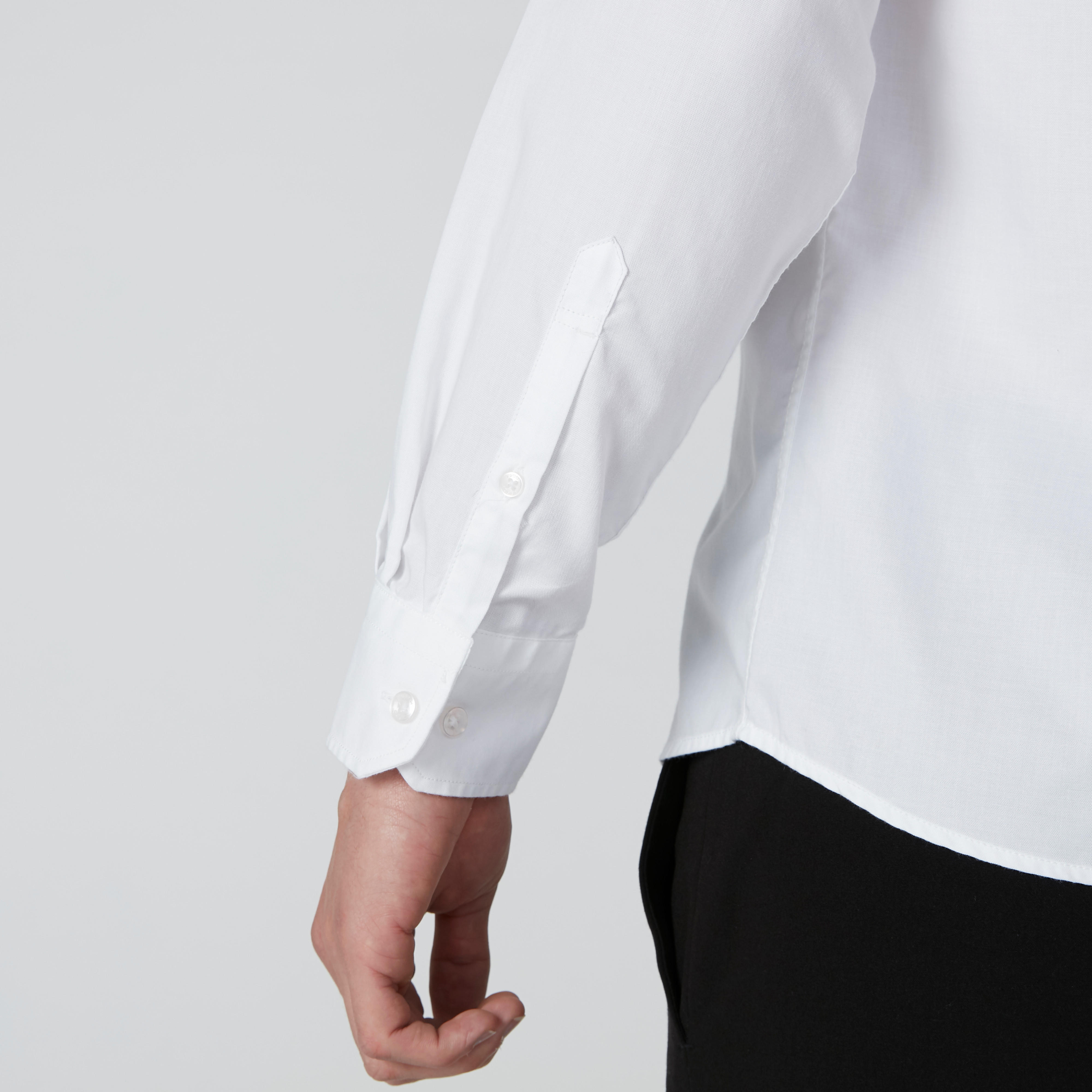 قميص بأكمام طويلة وأزرار وجيوب من آرو-men-clothing-shirts-image-4