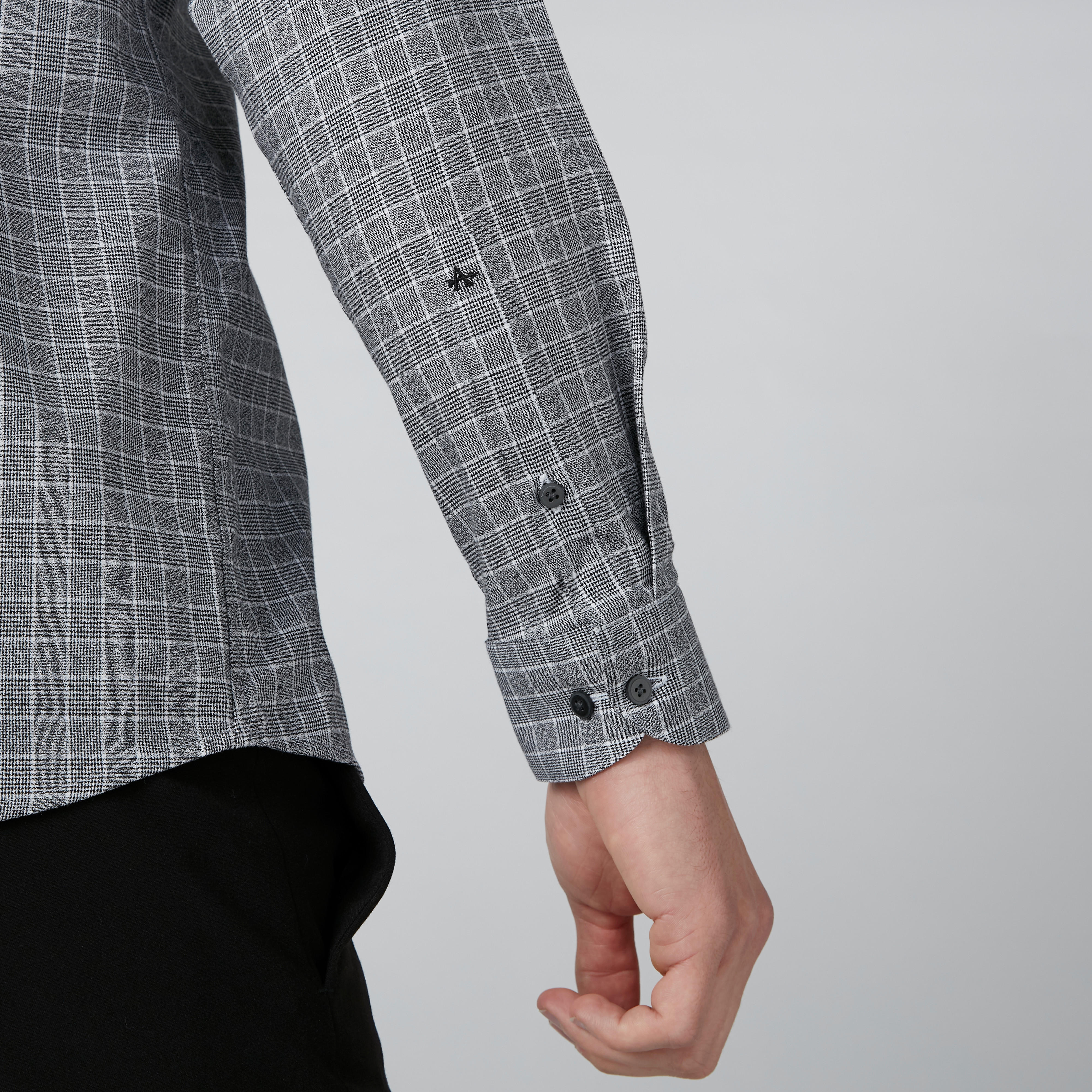 قميص كاروهات بأكمام طويلة وجيوب من آرو-men-clothing-shirts-image-4