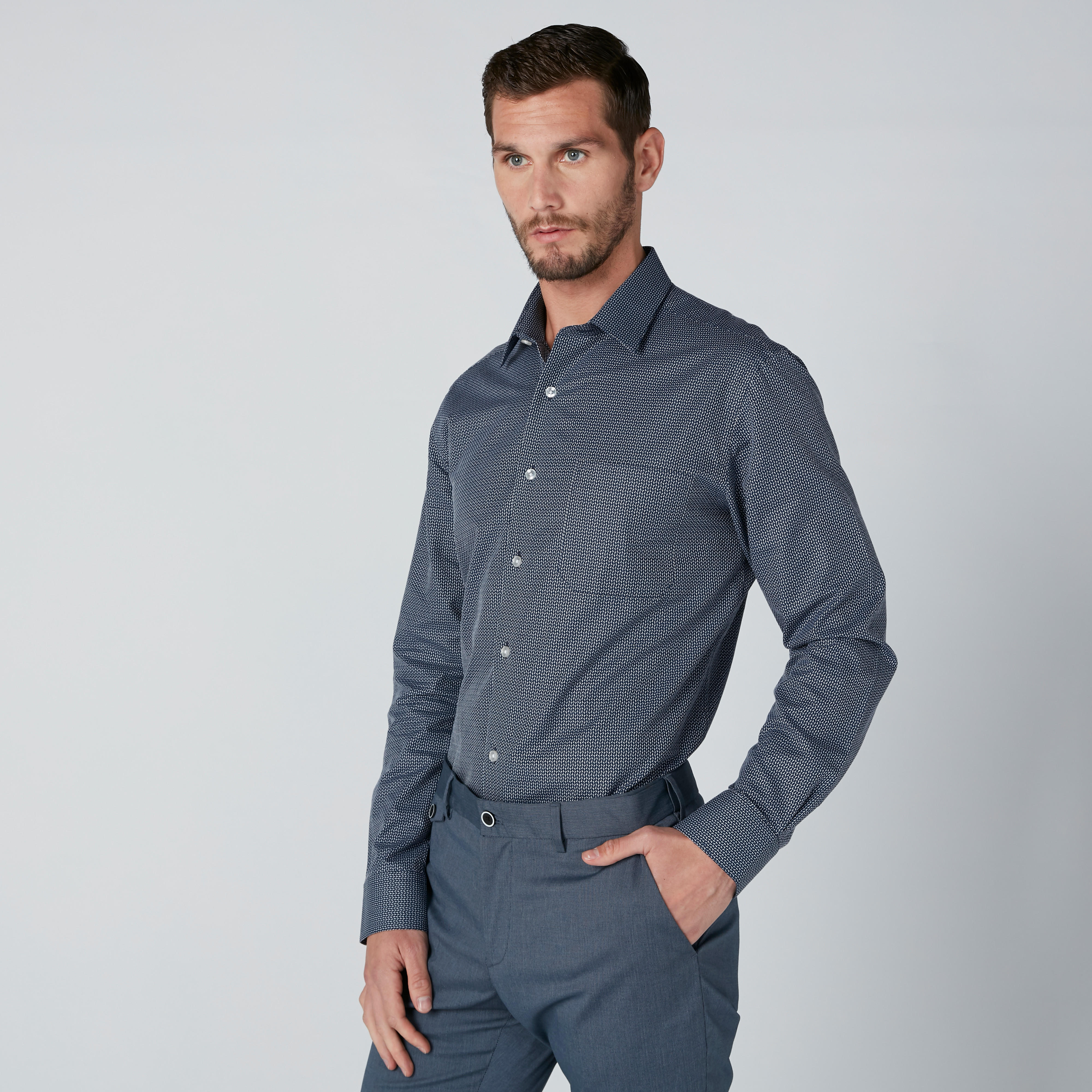 قميص بأكمام طويلة وأزرار وطبعات من آرو-men-clothing-shirts-image-1