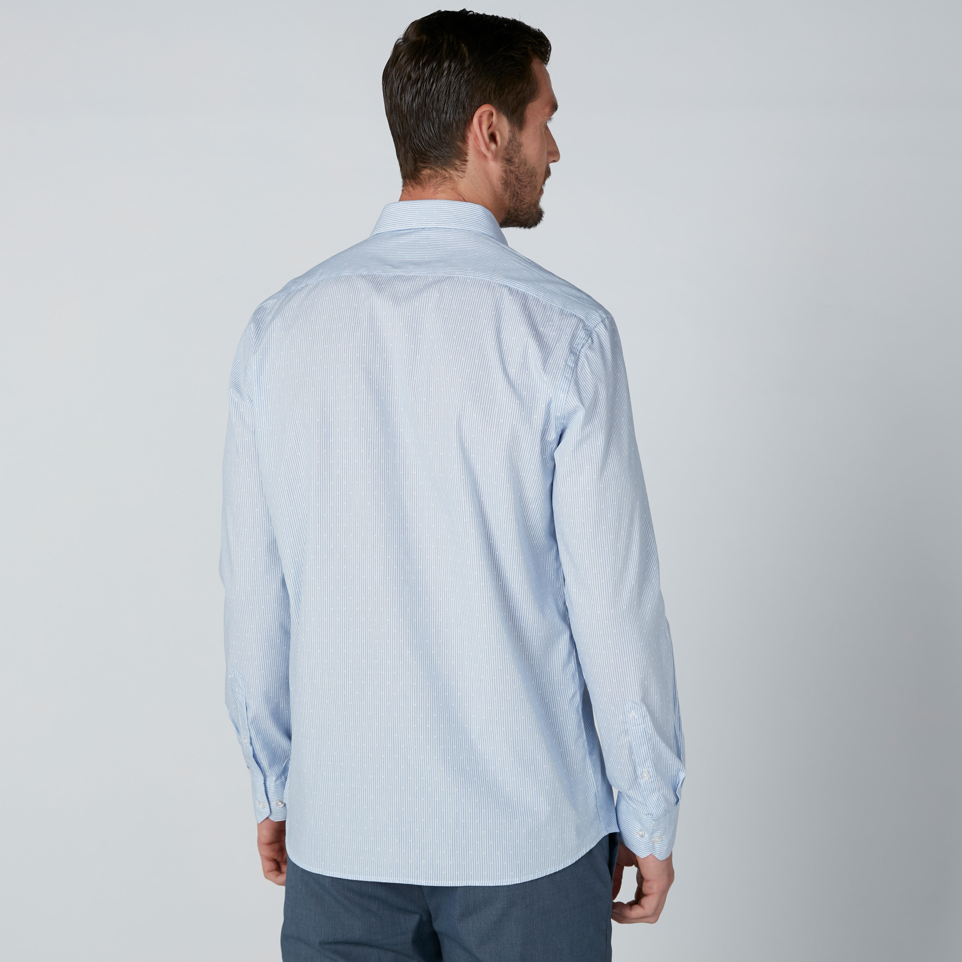 قميص مقلّم بجيوب وأزرار من آرو-men-clothing-shirts-image-2