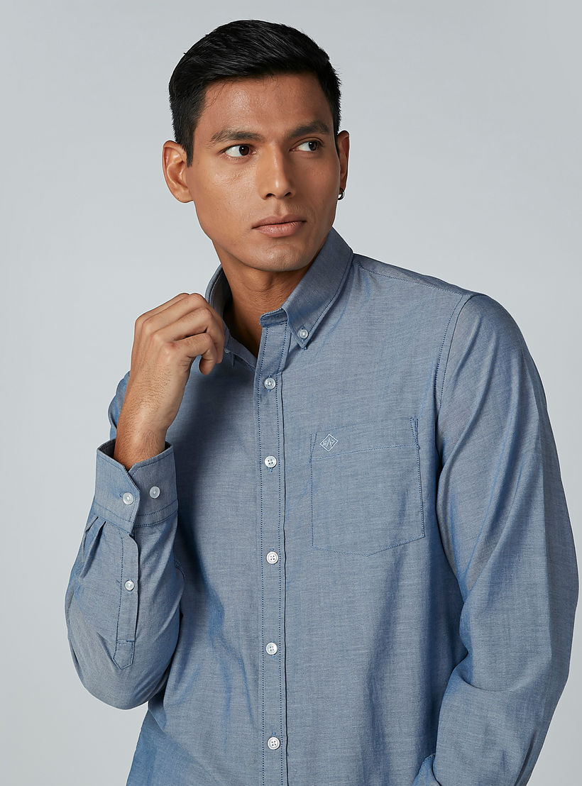 قميص سادة بأكمام طويلة وجيوب من آرو-men-clothing-shirts-image-2