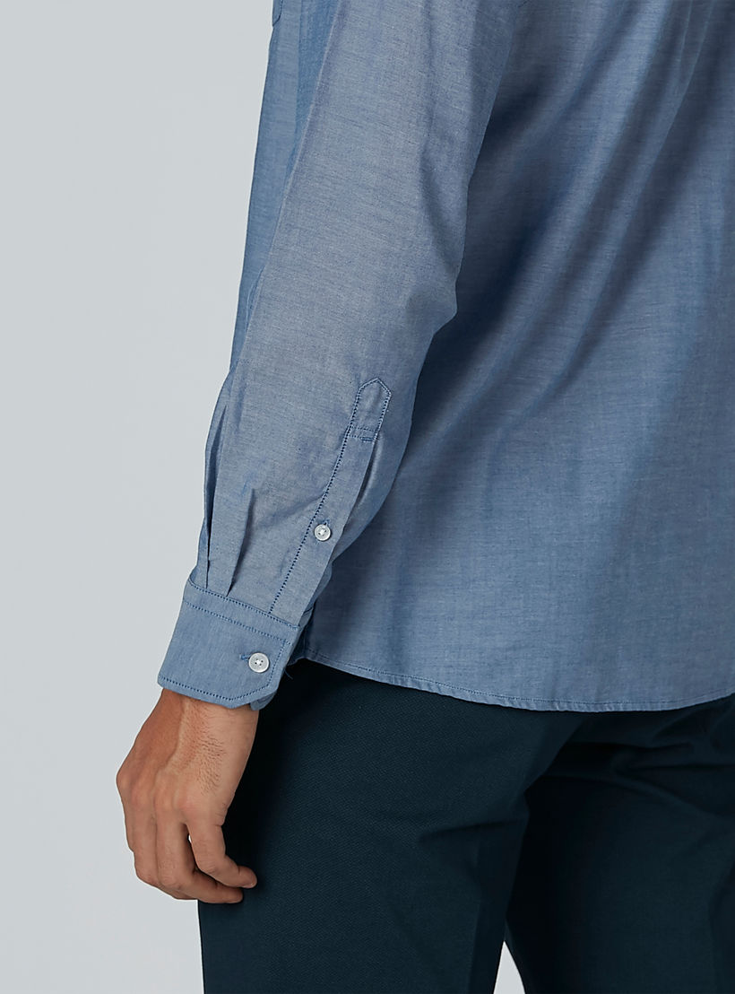 قميص سادة بأكمام طويلة وجيوب من آرو-men-clothing-shirts-image-4