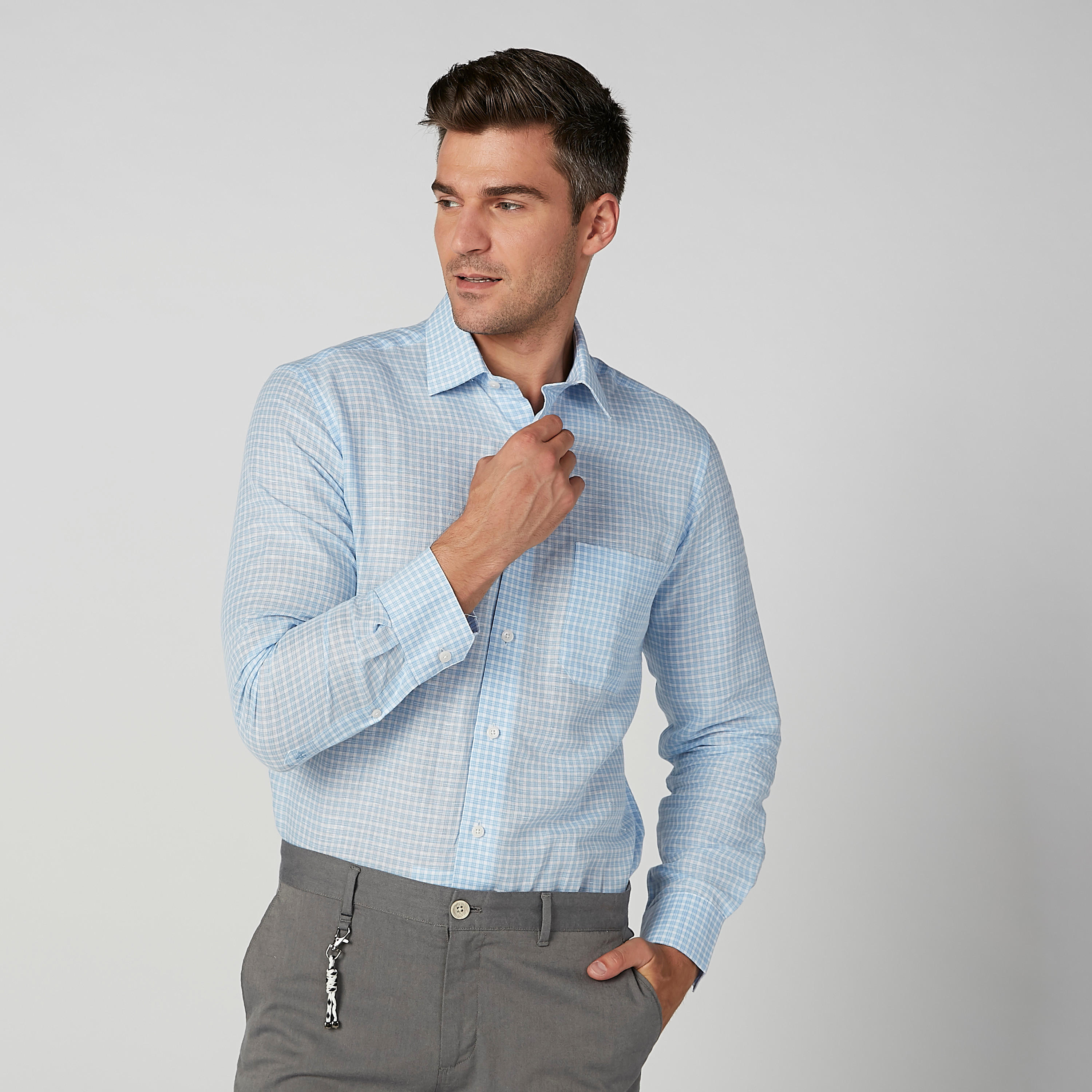 قميص كاروهات بأكمام طويلة وجيب على الصدر من آرو-men-clothing-shirts-image-1