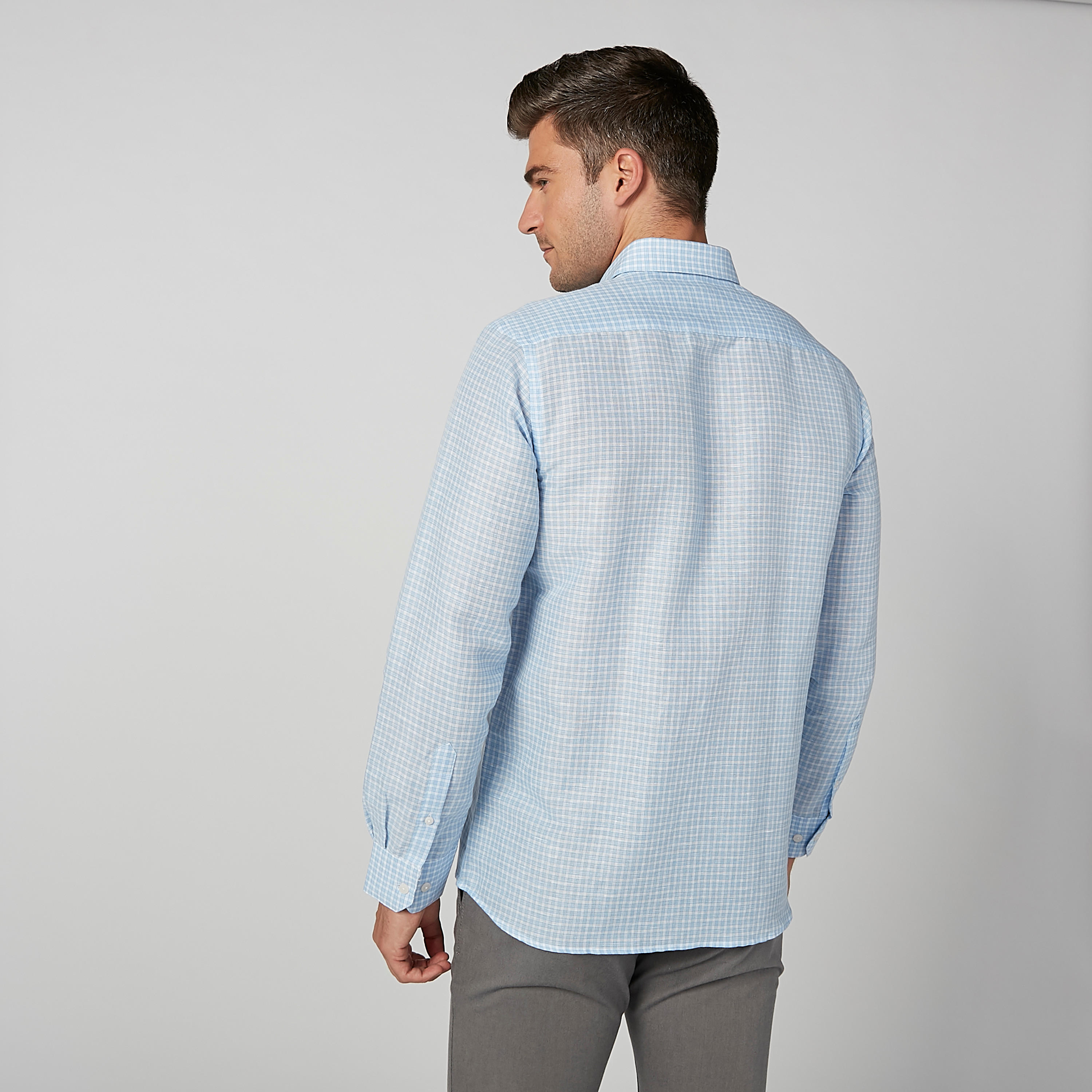 قميص كاروهات بأكمام طويلة وجيب على الصدر من آرو-men-clothing-shirts-image-4