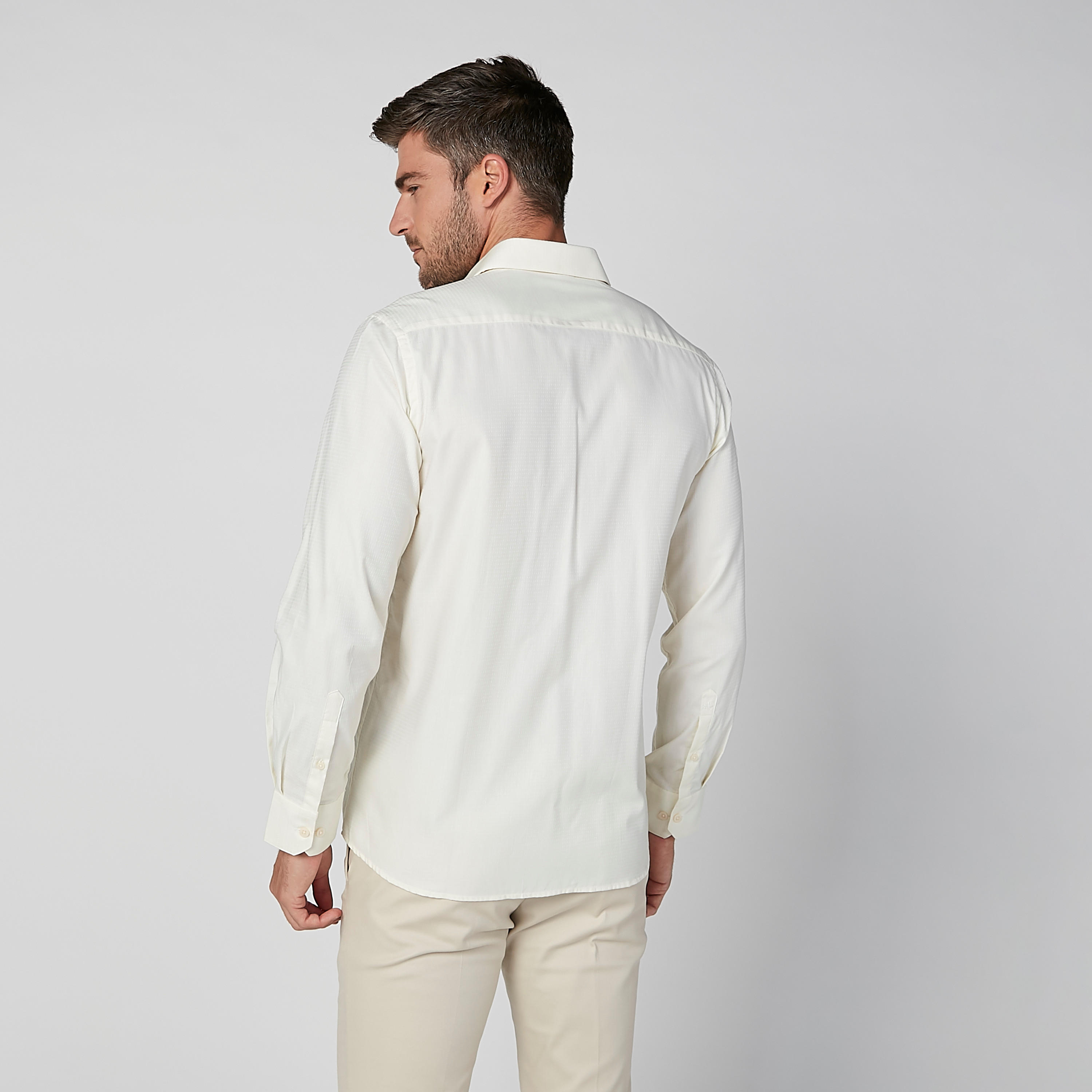 قميص بارز الملمس بأكمام طويلة وجيب خارجي من آرو-men-clothing-shirts-image-5