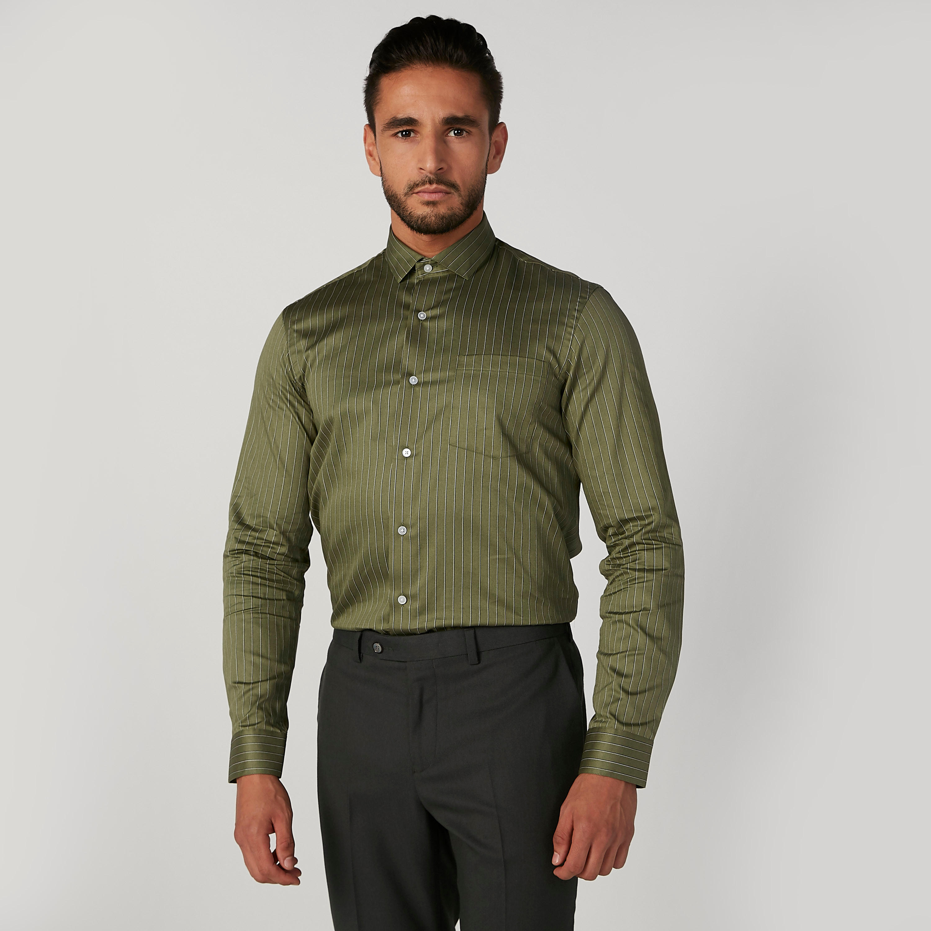 قميص سليم مقلّم بياقة عاديّة وأكمام طويلة من آرو-men-clothing-shirts-image-3