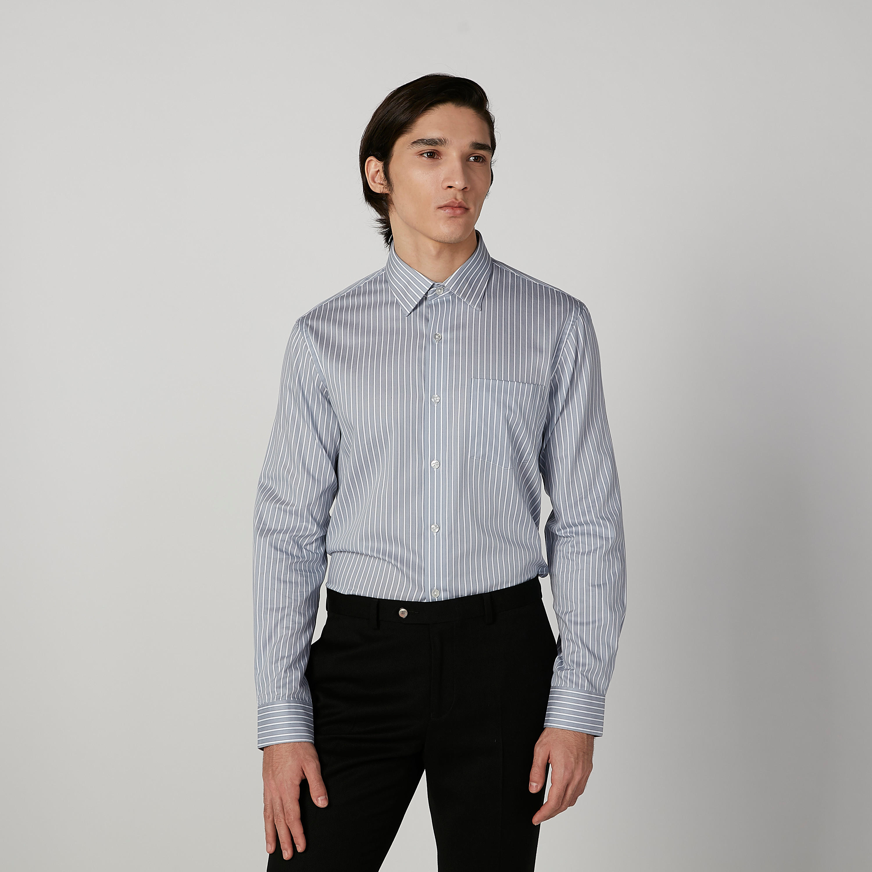 قميص سليم مقلّم بأكمام طويلة وجيوب من آرو-men-clothing-shirts-image-1