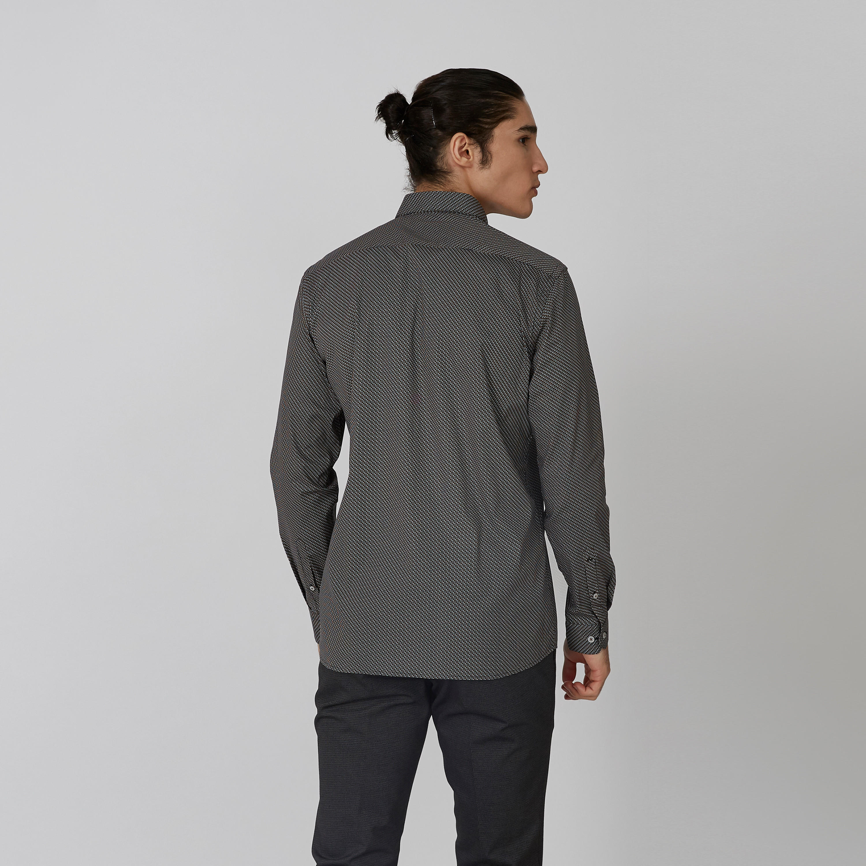قميص رسمي بارز الملمس بياقة عاديّة وأكمام طويلة من آرو-men-clothing-shirts-image-2