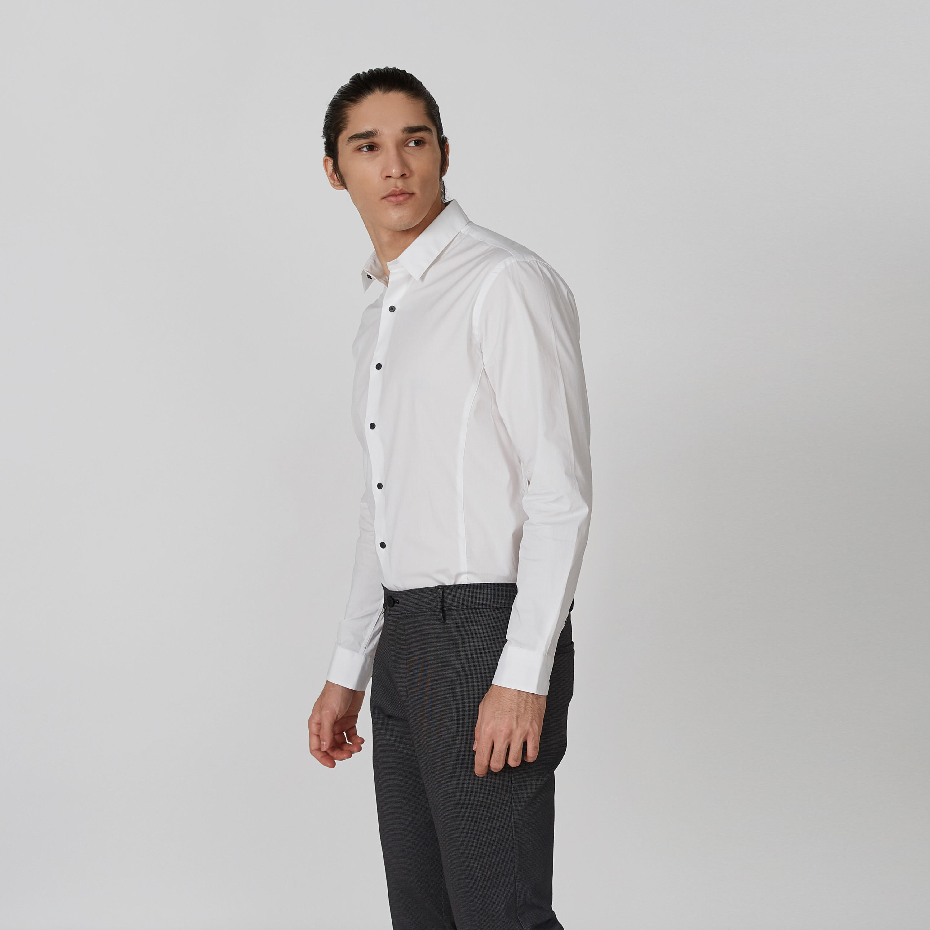 قميص سادة بأكمام طويلة من آرو-men-clothing-shirts-image-3
