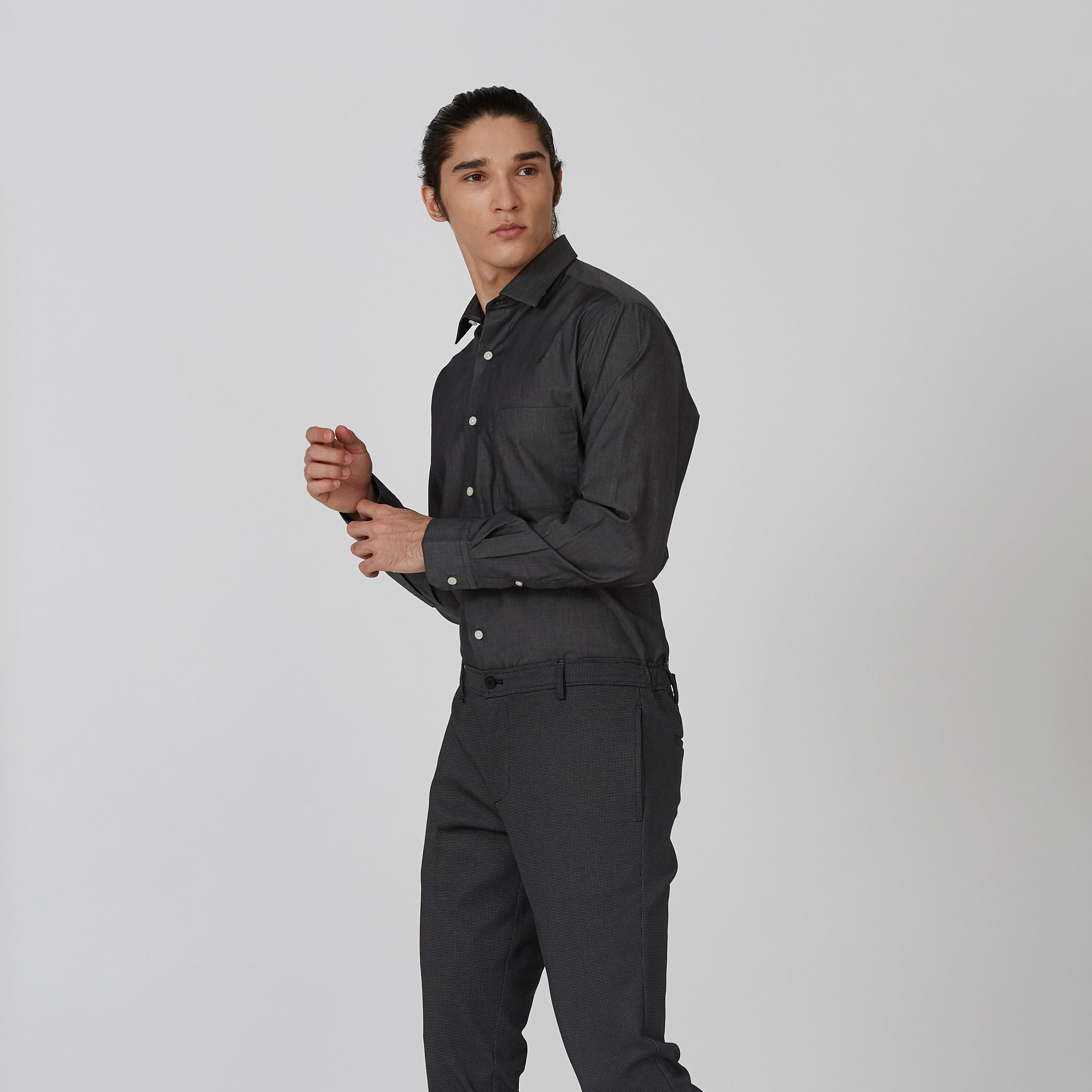 قميص رسمي سادة بياقة عاديّة وأكمام طويلة من آرو-men-clothing-shirts-image-3