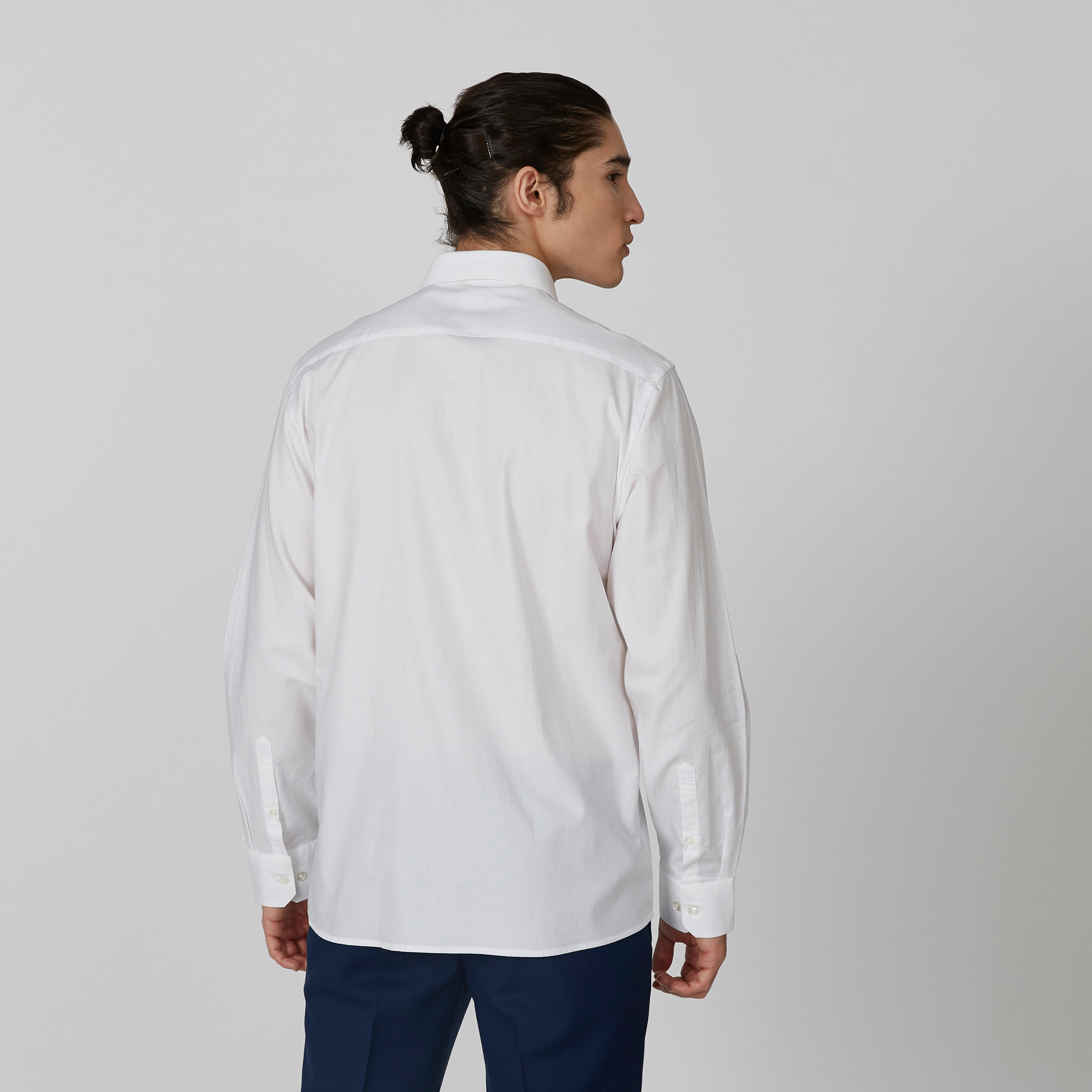 قميص سادة بأكمام طويلة من آرو-men-clothing-shirts-image-3
