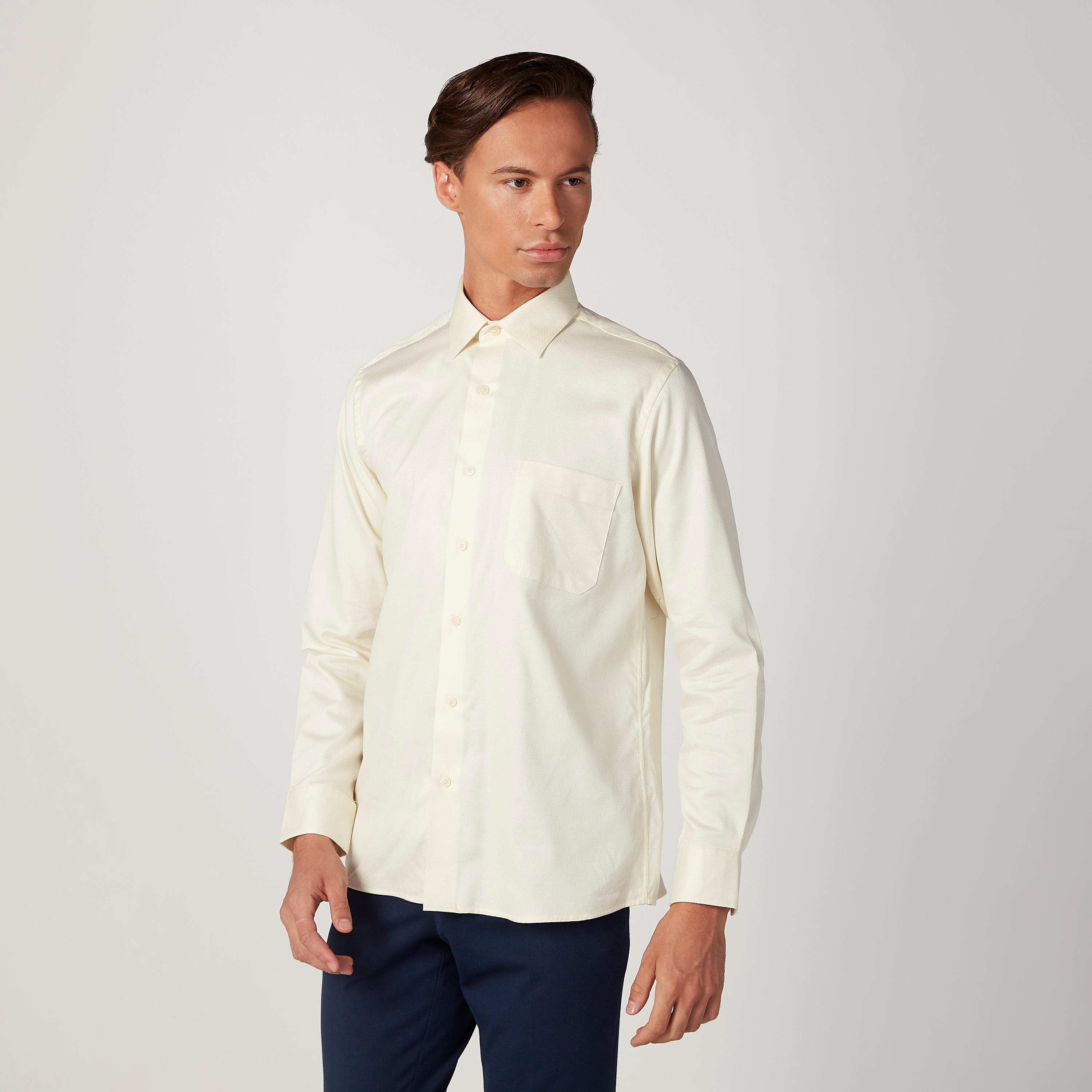 قميص بارز الملمس بأكمام طويلة وجيب من آرو-men-clothing-shirts-image-1
