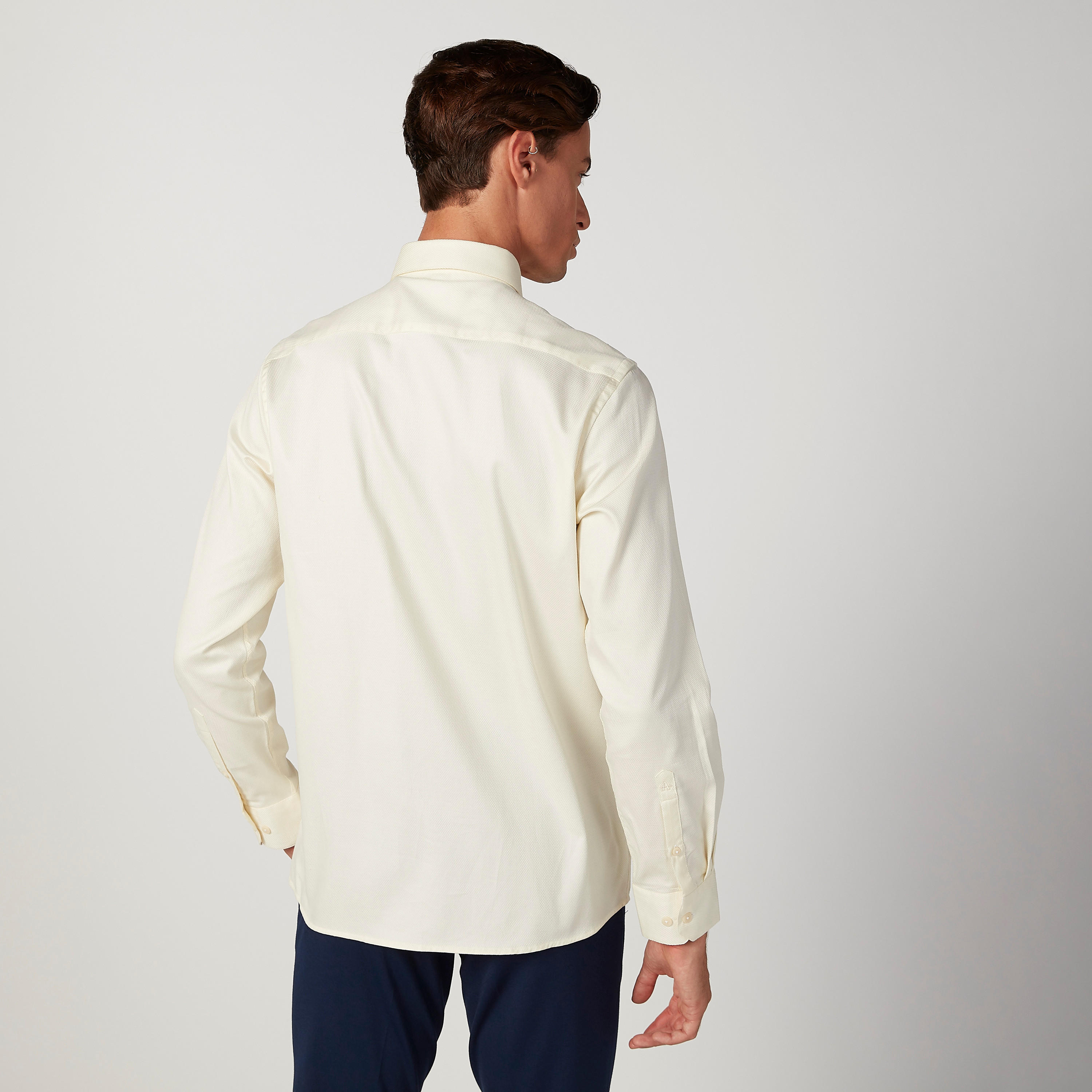 قميص بارز الملمس بأكمام طويلة وجيب من آرو-men-clothing-shirts-image-3