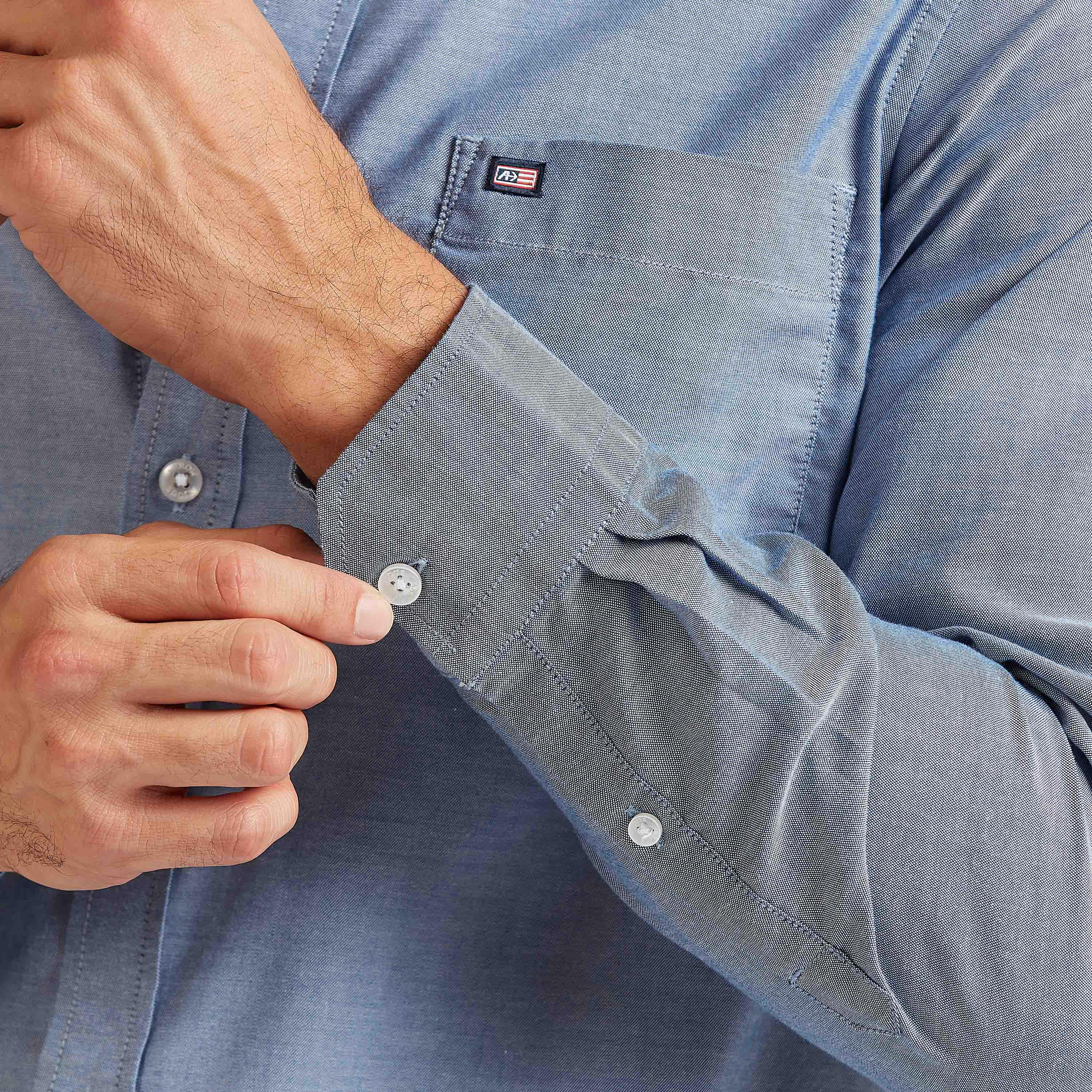 قميص رسمي بارز الملمس بياقة عاديّة وأكمام طويلة من آرو-men-clothing-shirts-image-5