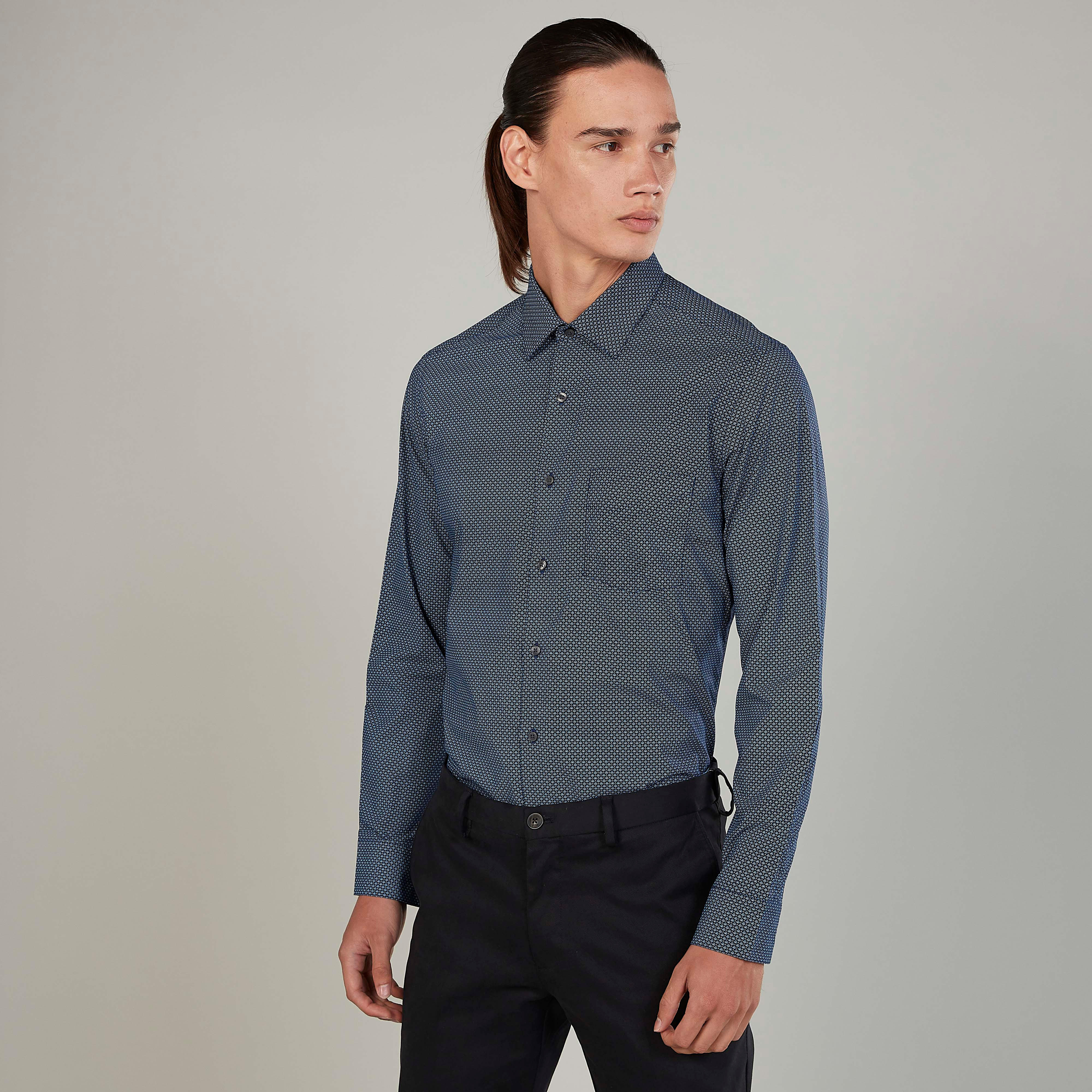 قميص بأكمام طويلة وجيب على الصدر وطبعات من آرو-men-clothing-shirts-image-1