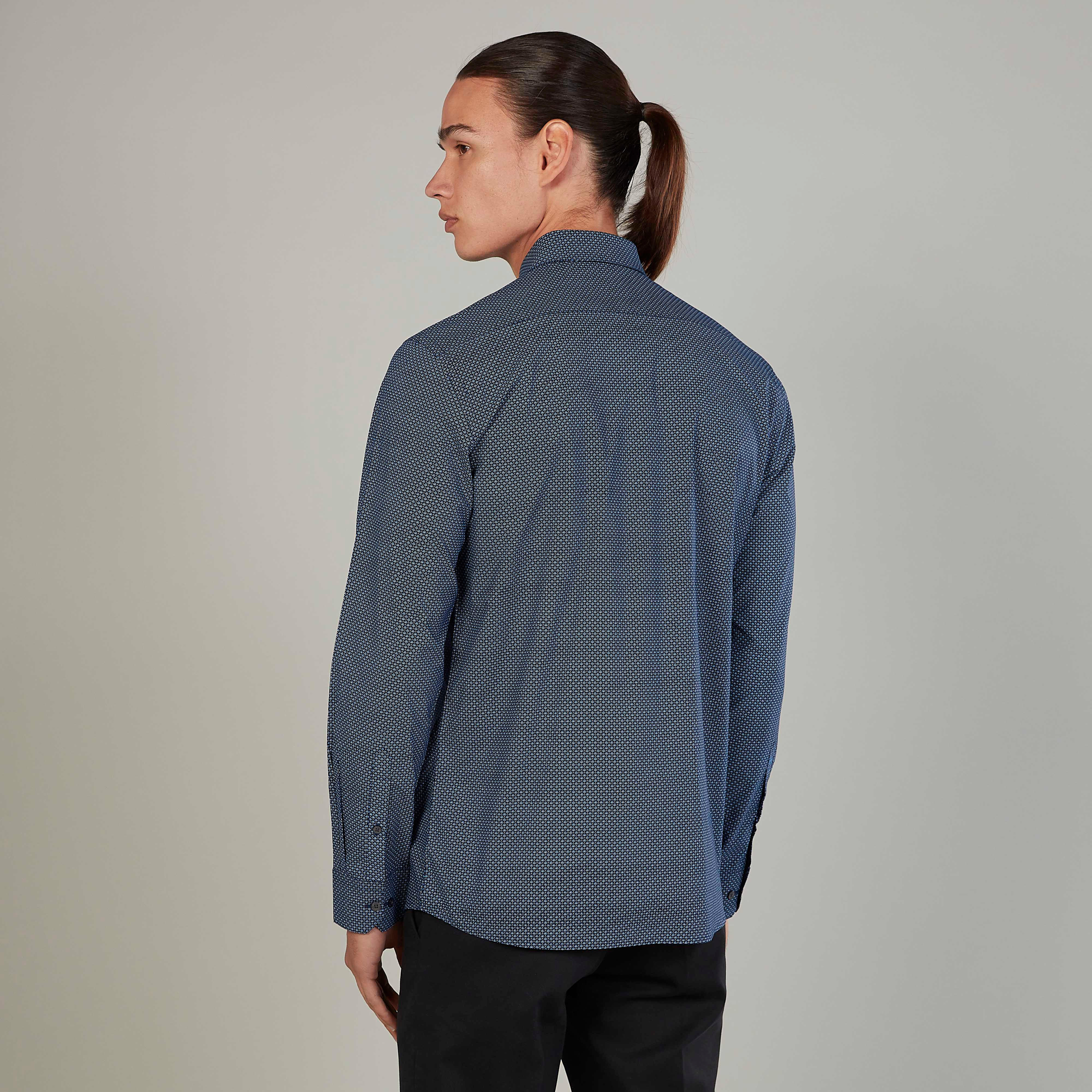 قميص بأكمام طويلة وجيب على الصدر وطبعات من آرو-men-clothing-shirts-image-4