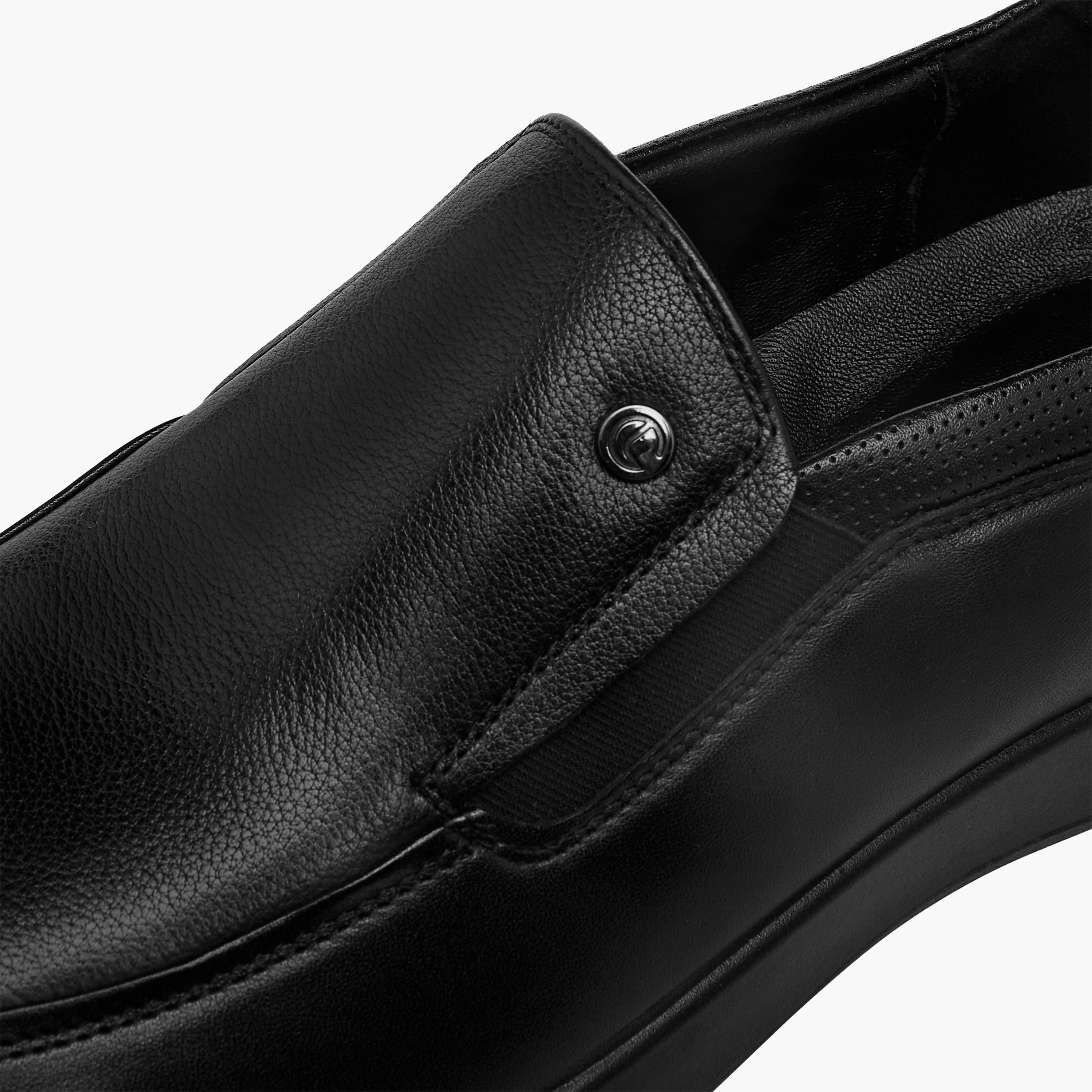 حذاء خفيف جلد سادة سهل الارتداء للرجال من لو كونفورت-men-shoes-loafersandmoccasins-image-4