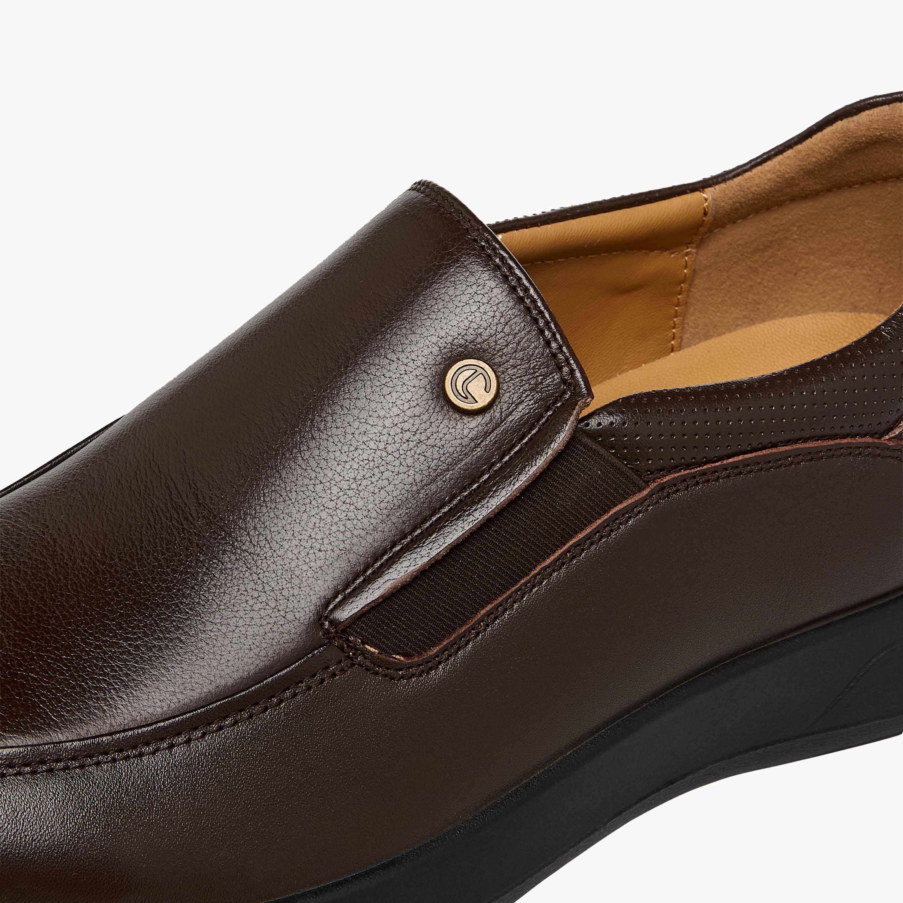 Le Confort Men Solid Slip-On Leather Loafers-men-shoes-loafersandmoccasins-image-4