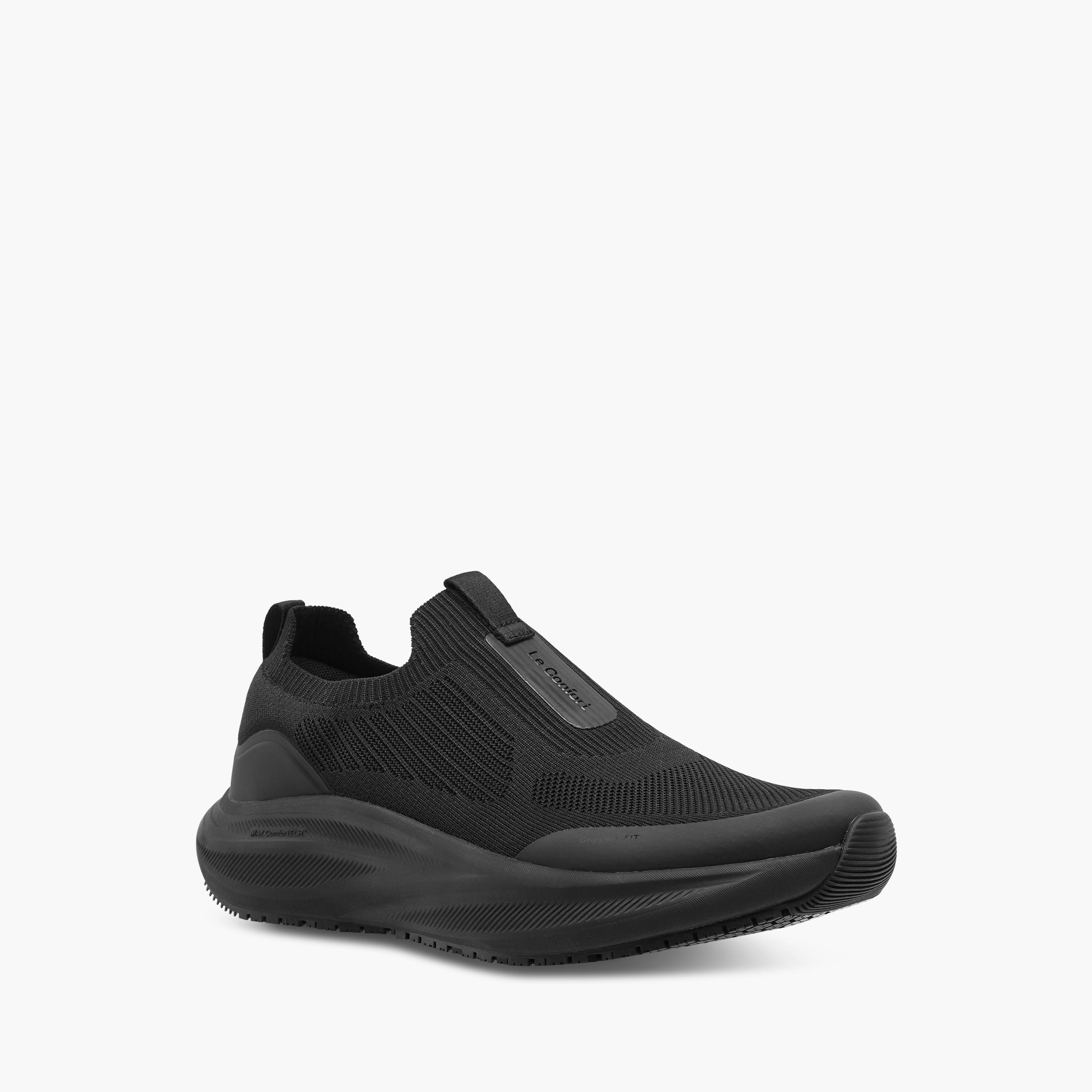 حذاء سنيكرز مريح سهل الارتداء بتفاصيل الشعار من لو كونفورت-men-shoes-sneakers-image-2