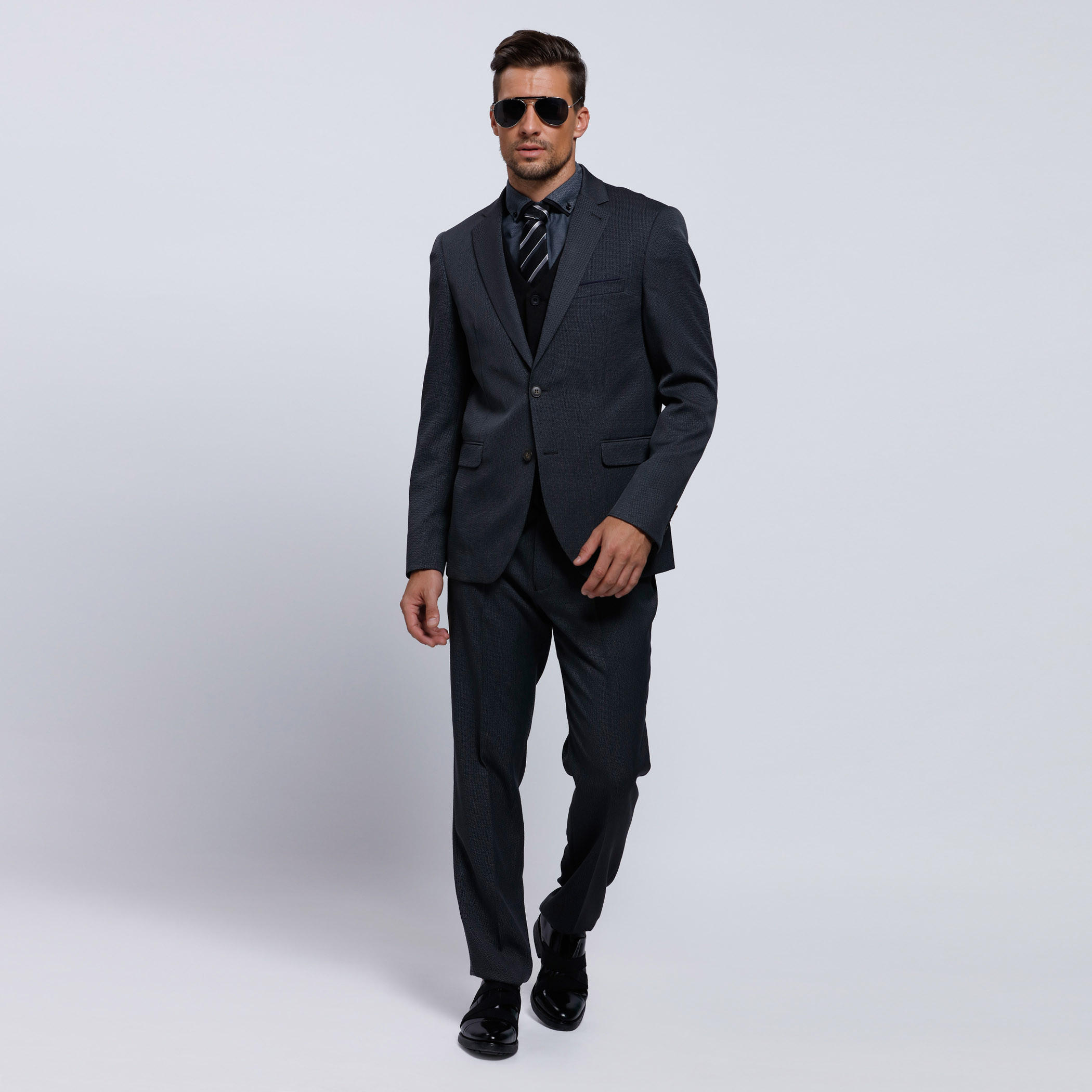 Blazer with Notch Collar and Long Sleeves-men-clothing-jacketsandblazers-jackets-image-5