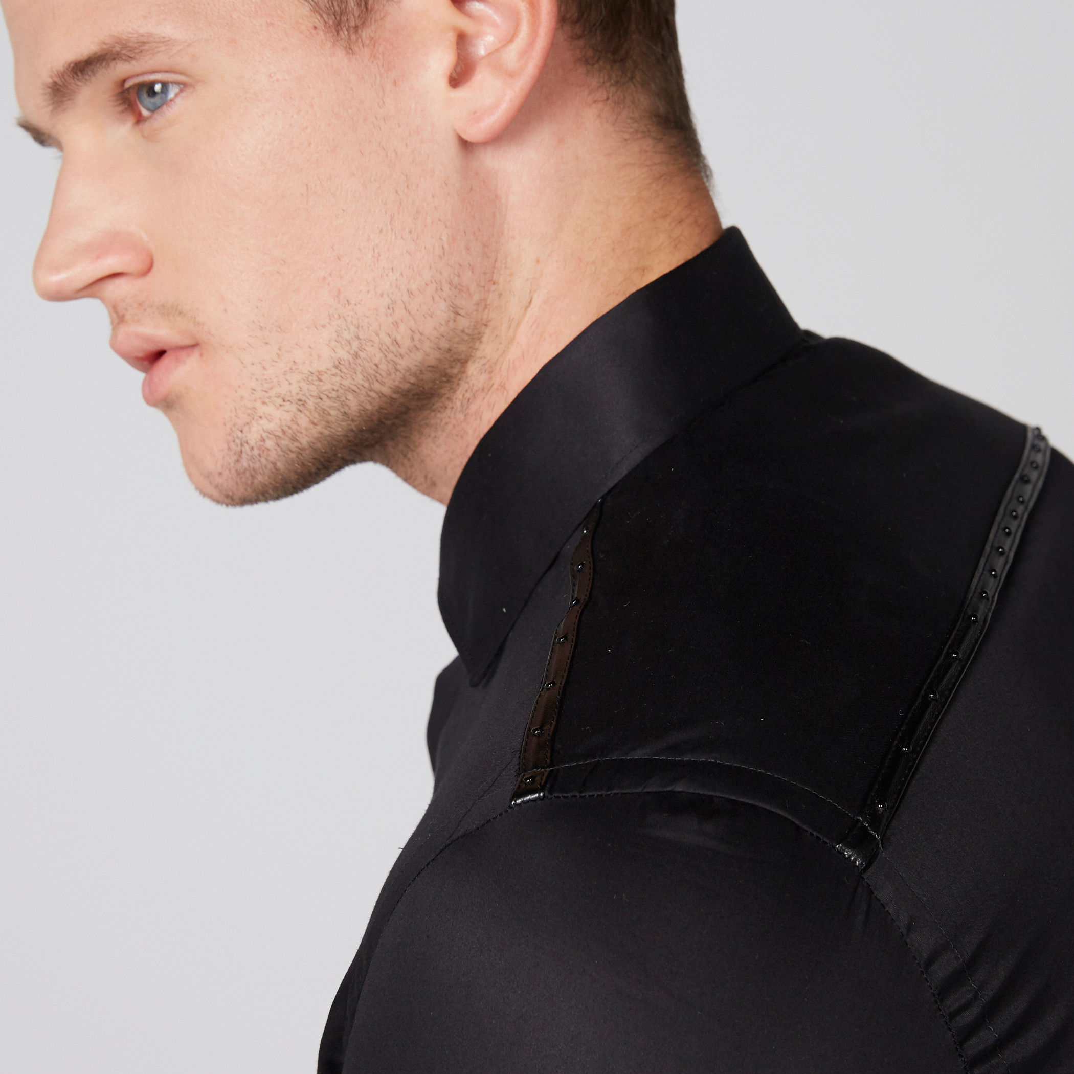 قميص بأكمام طويلة وأزرار-men-clothing-shirts-image-4