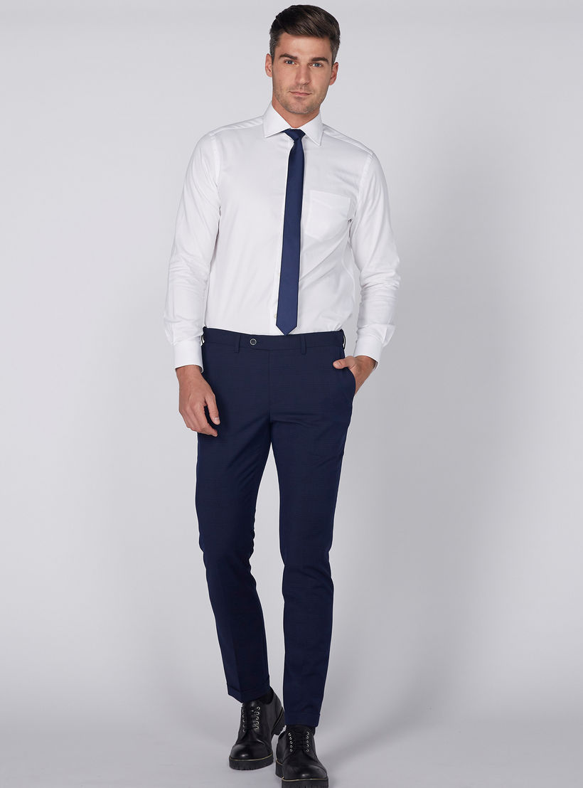 قميص رسمي بأكمام طويلة وياقة واسعة-men-clothing-shirts-image-1