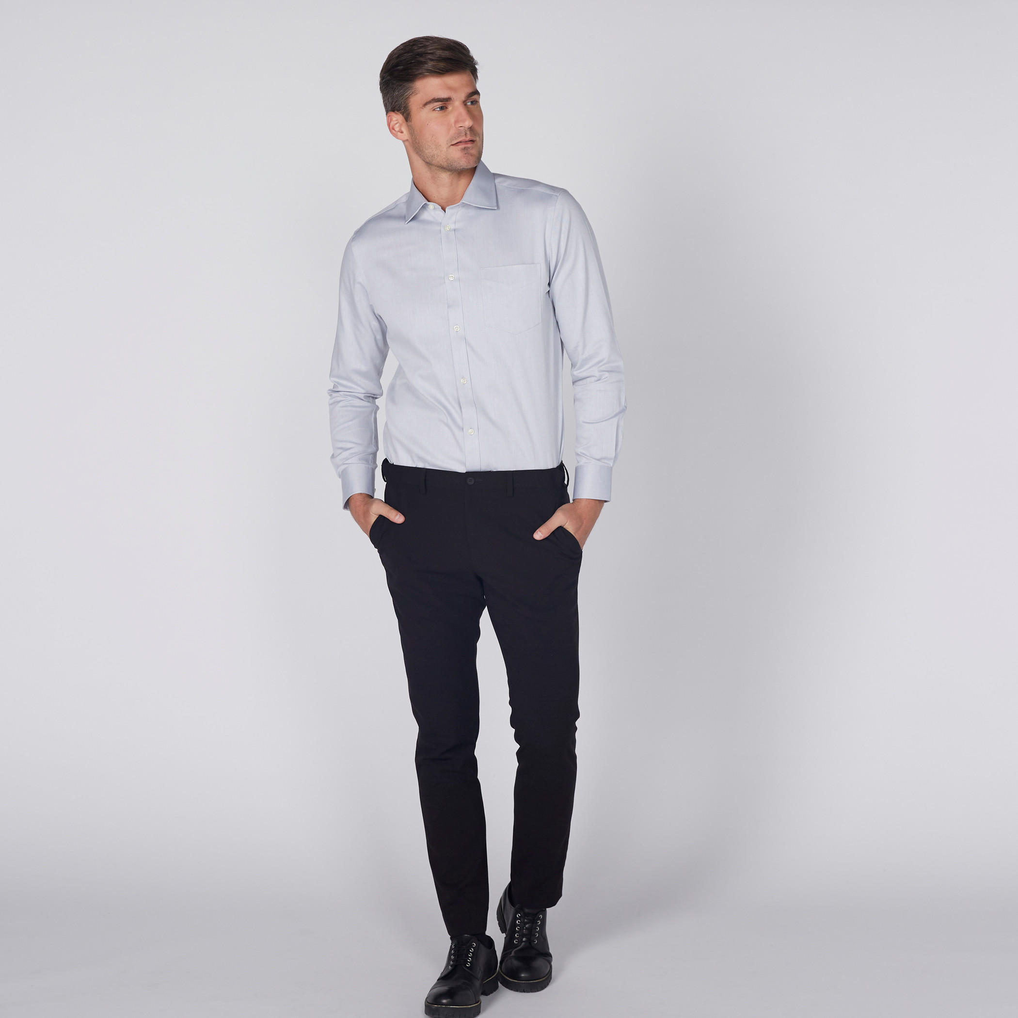 قميص رسمي بأكمام طويلة وياقة واسعة-men-clothing-shirts-image-4
