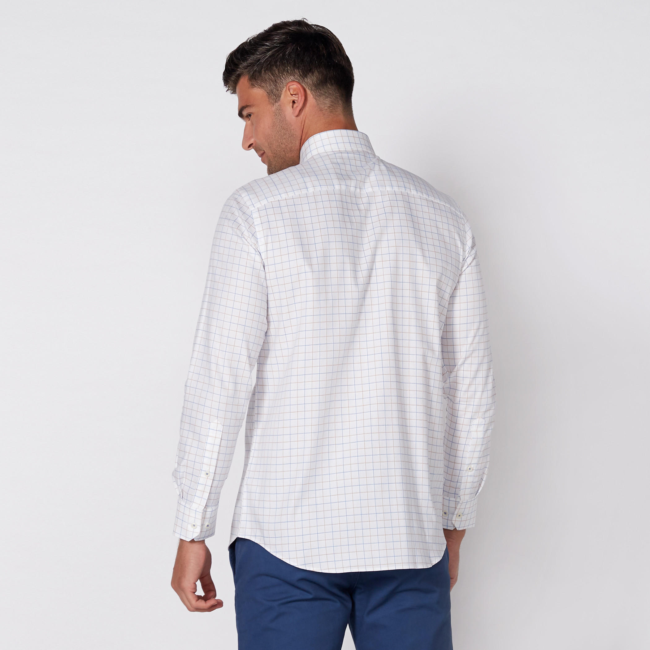قميص كاروهات بأكمام طويلة وأزرار-men-clothing-shirts-image-4