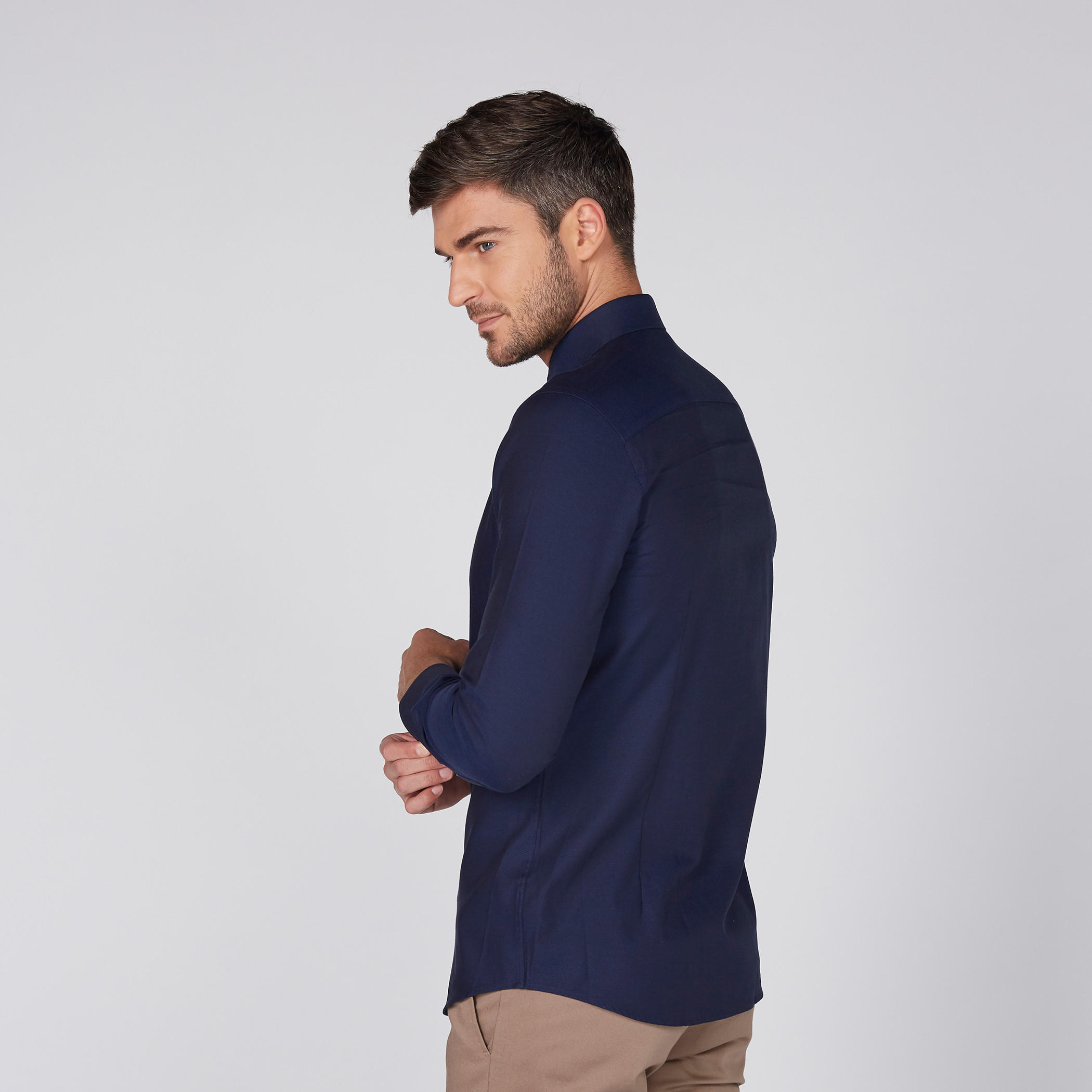 قميص بارز الملمس بأكمام طويلة وأزرار-men-clothing-shirts-image-1