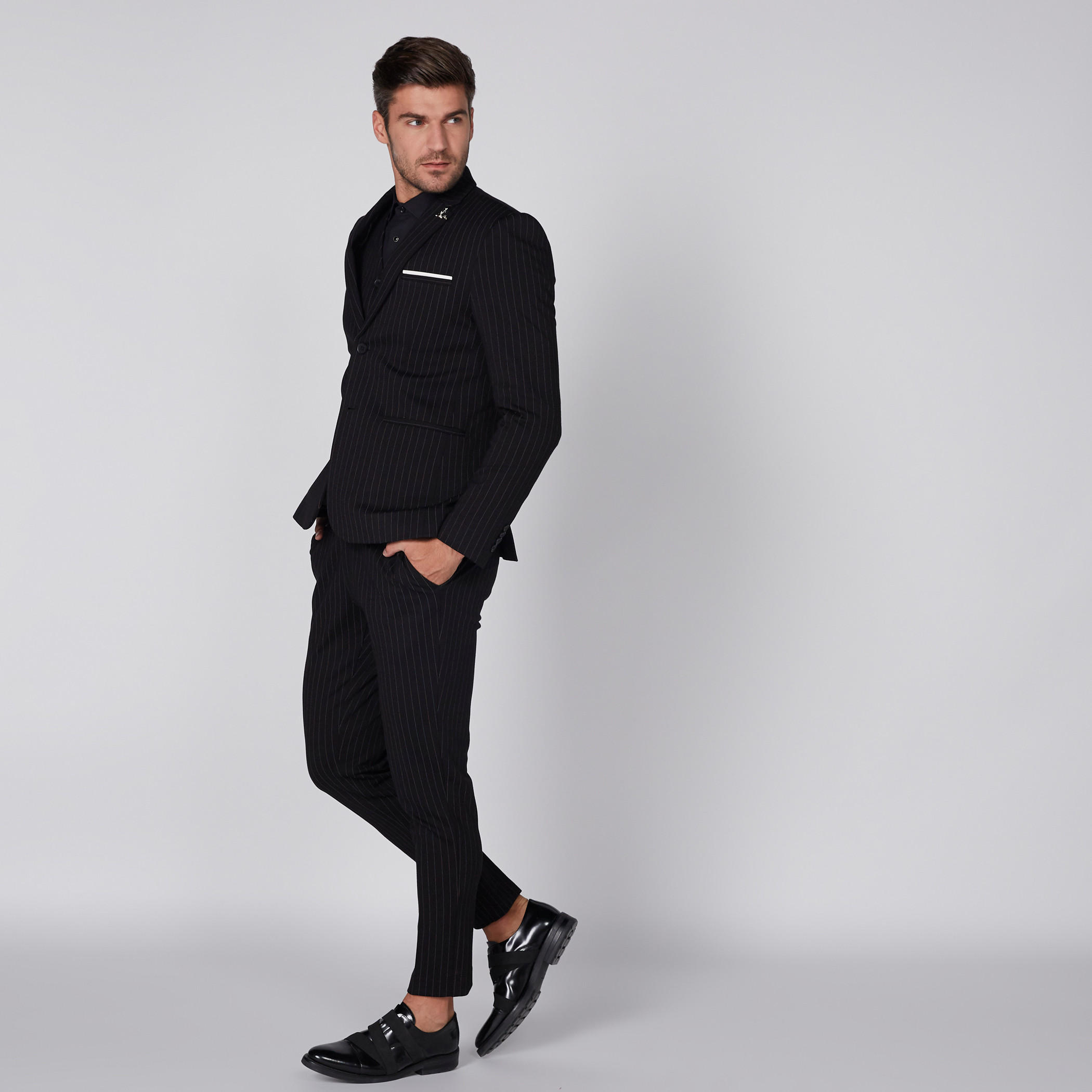 قميص بأكمام طويلة ووصلة أزرار كاملة-men-clothing-shirts-image-2