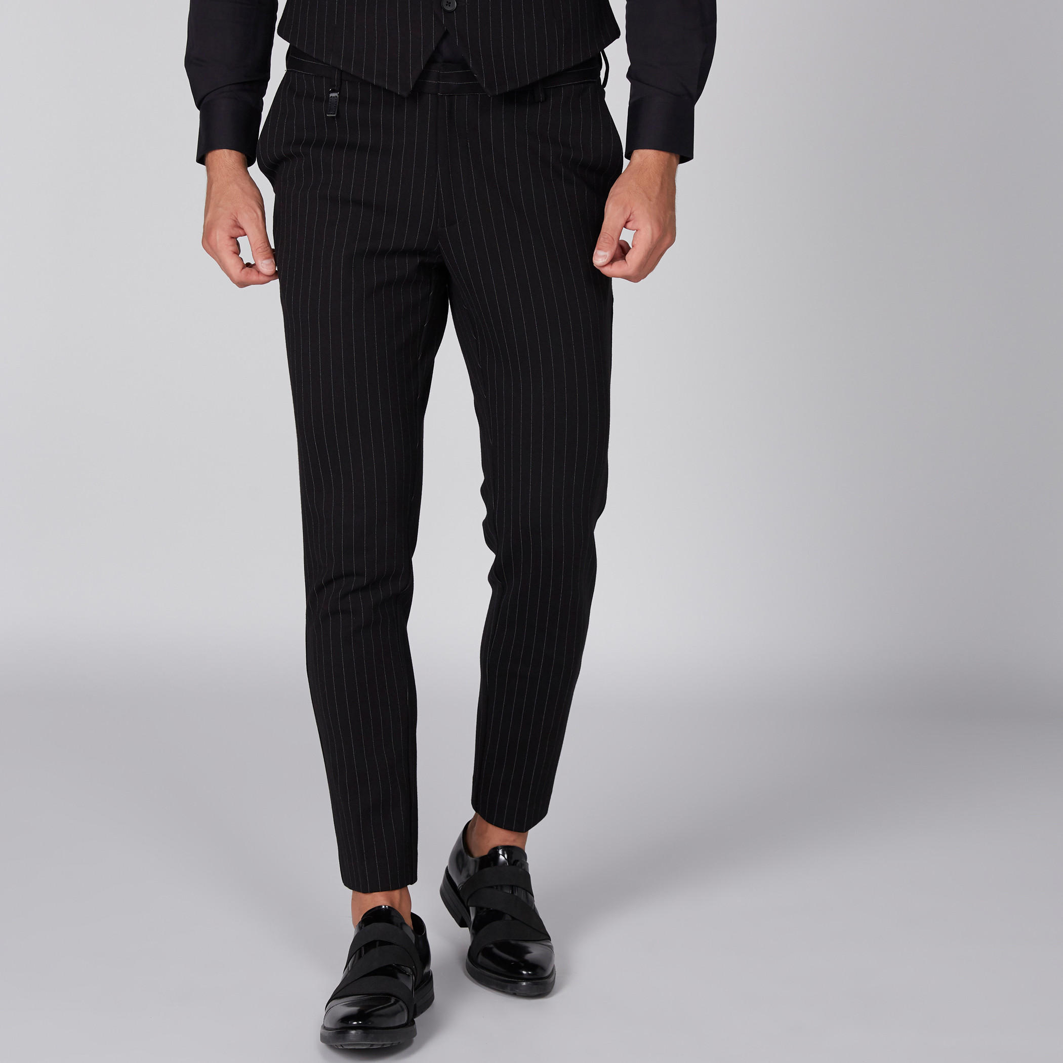 بنطال طويل مقلّم بجيوب-men-clothing-bottoms-trousersandchinos-trousers-image-1