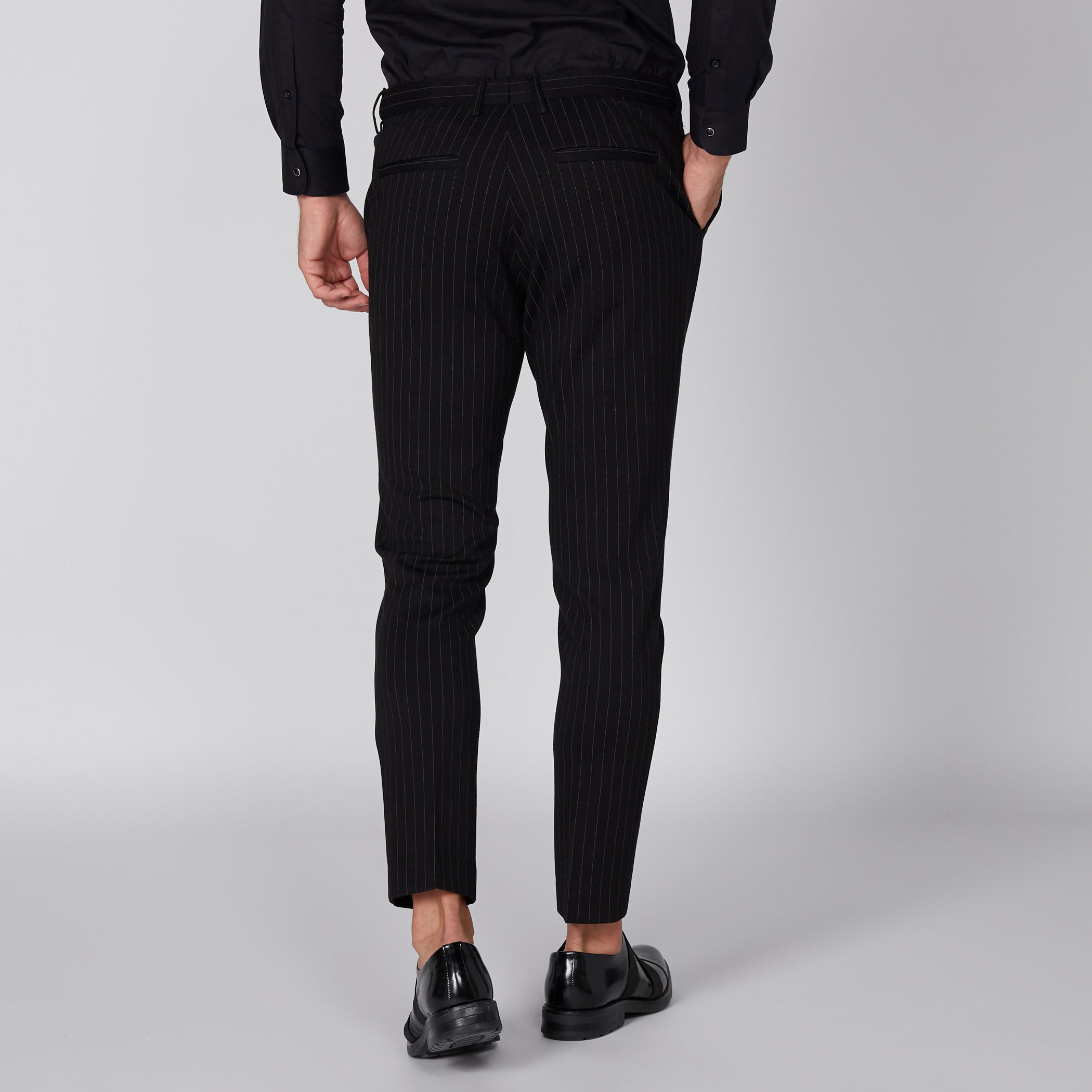 بنطال طويل مقلّم بجيوب-men-clothing-bottoms-trousersandchinos-trousers-image-5