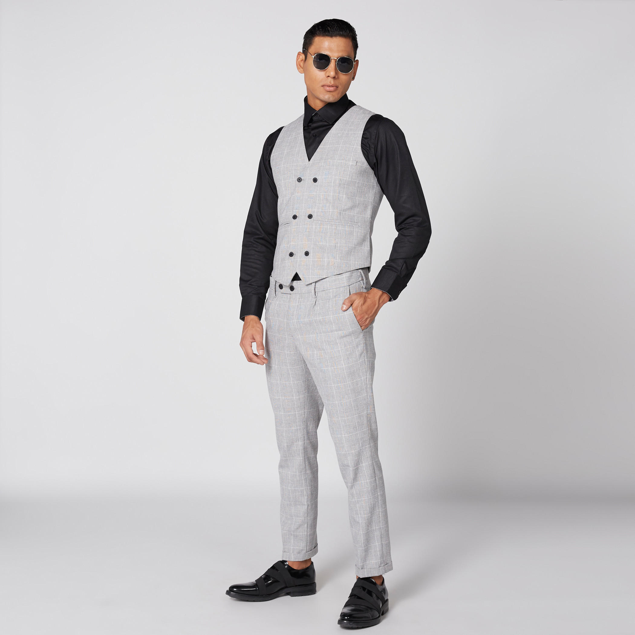 Chequered Sleeveless Waistcoat with Complete Placket-men-clothing-jacketsandblazers-jackets-image-4