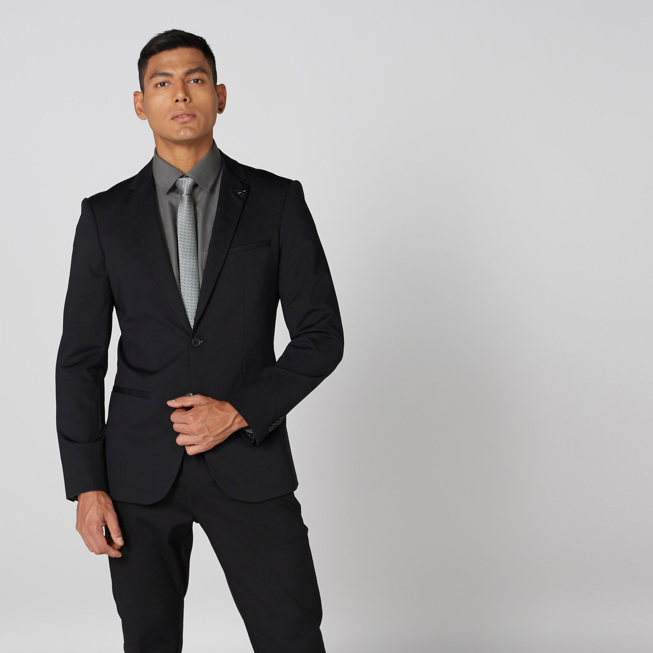جاكيت بدلة بقصة مطابقة للجسم وياقة طويلة وأكمام طويلة-men-winterwear-jacketsandblazers-image-1