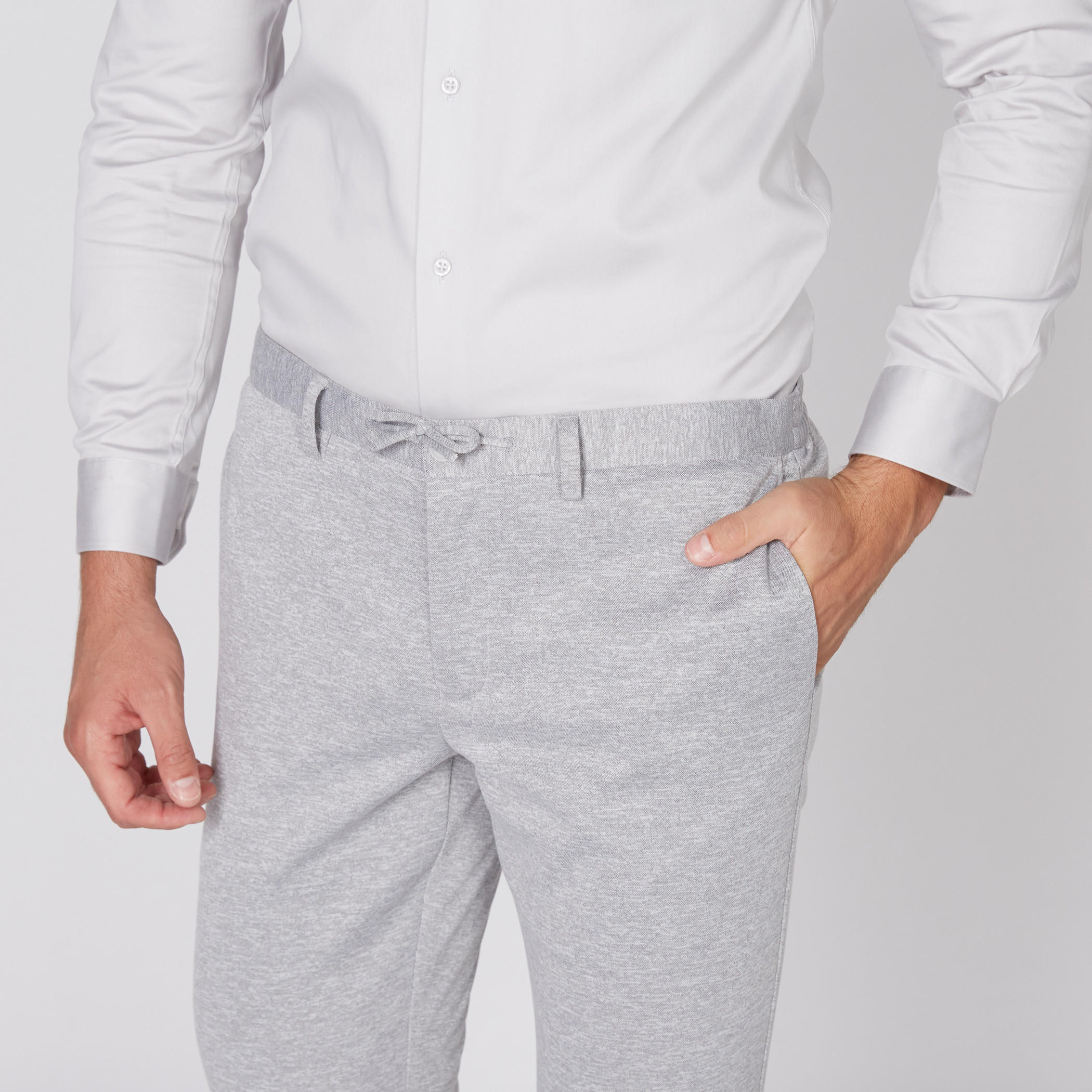 بنطال طويل بخصر مطّاطي وجيوب-men-clothing-bottoms-trousersandchinos-trousers-image-3