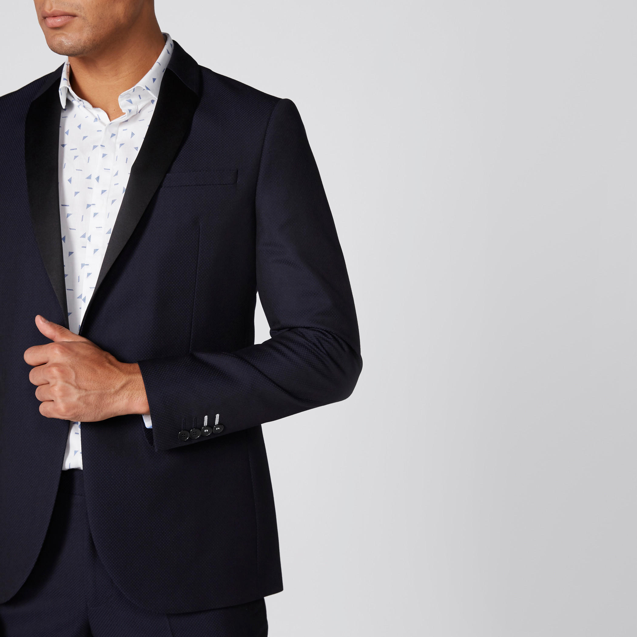 جاكيت بليزر بياقة طويلة وأكمام وجيوب-men-clothing-jacketsandblazers-jackets-image-4
