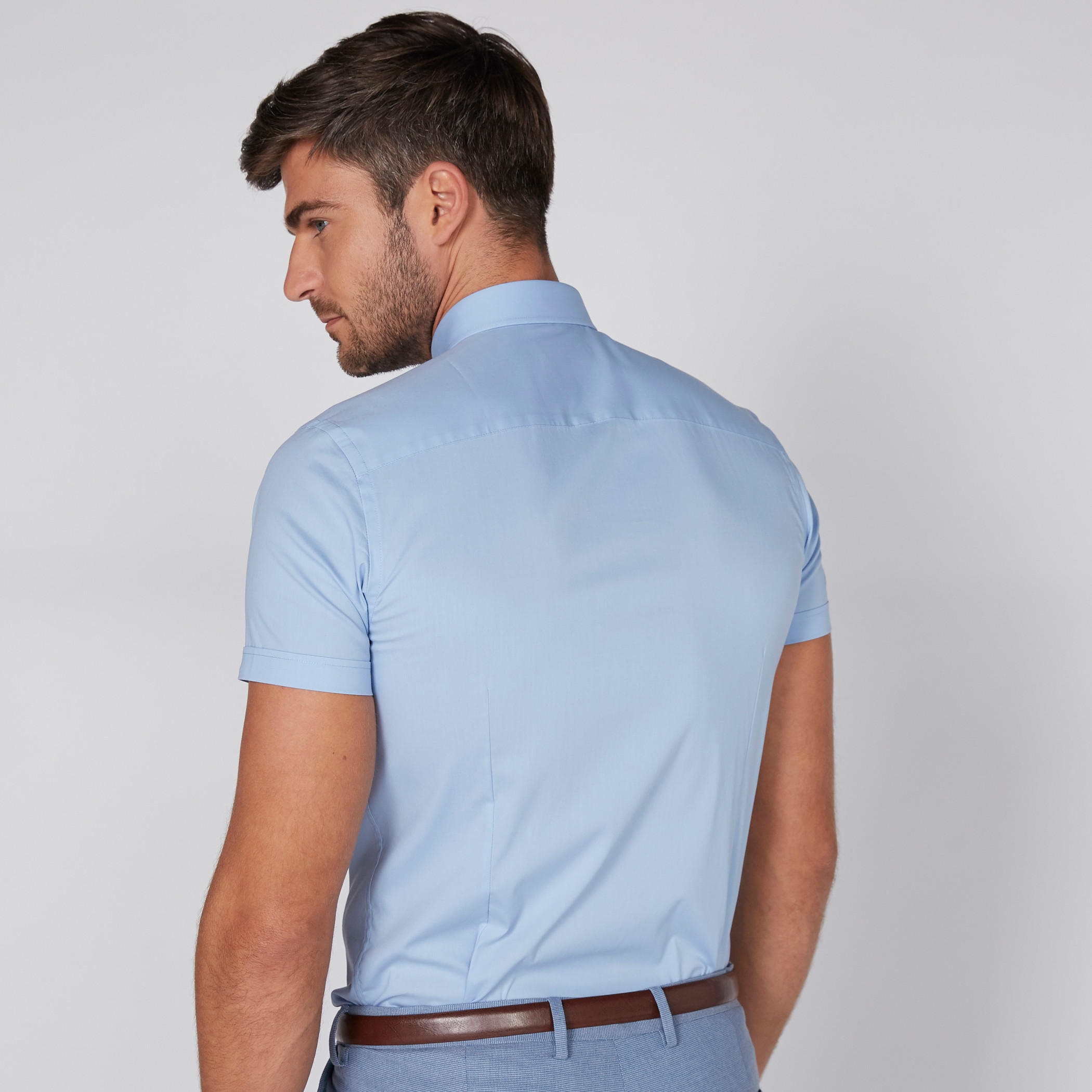 قميص بأكمام قصيرة وأزرار-men-clothing-shirts-image-4