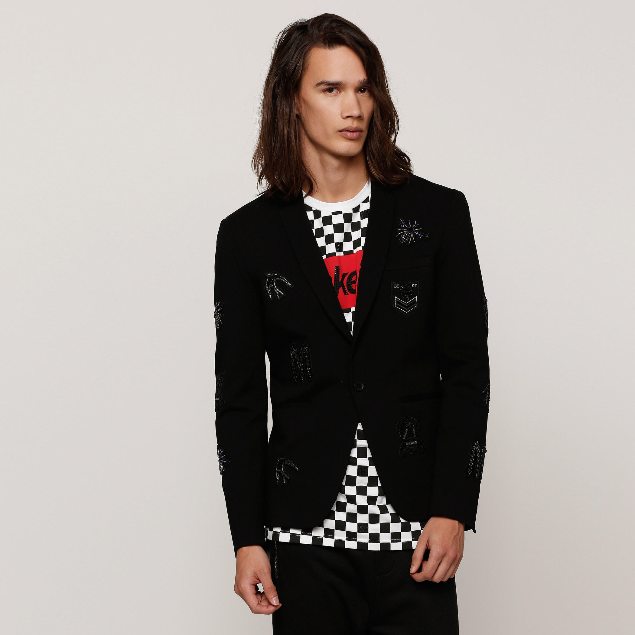 جاكيت بأكمام طويلة مزيّن بزخارف-men-clothing-jacketsandblazers-jackets-image-1
