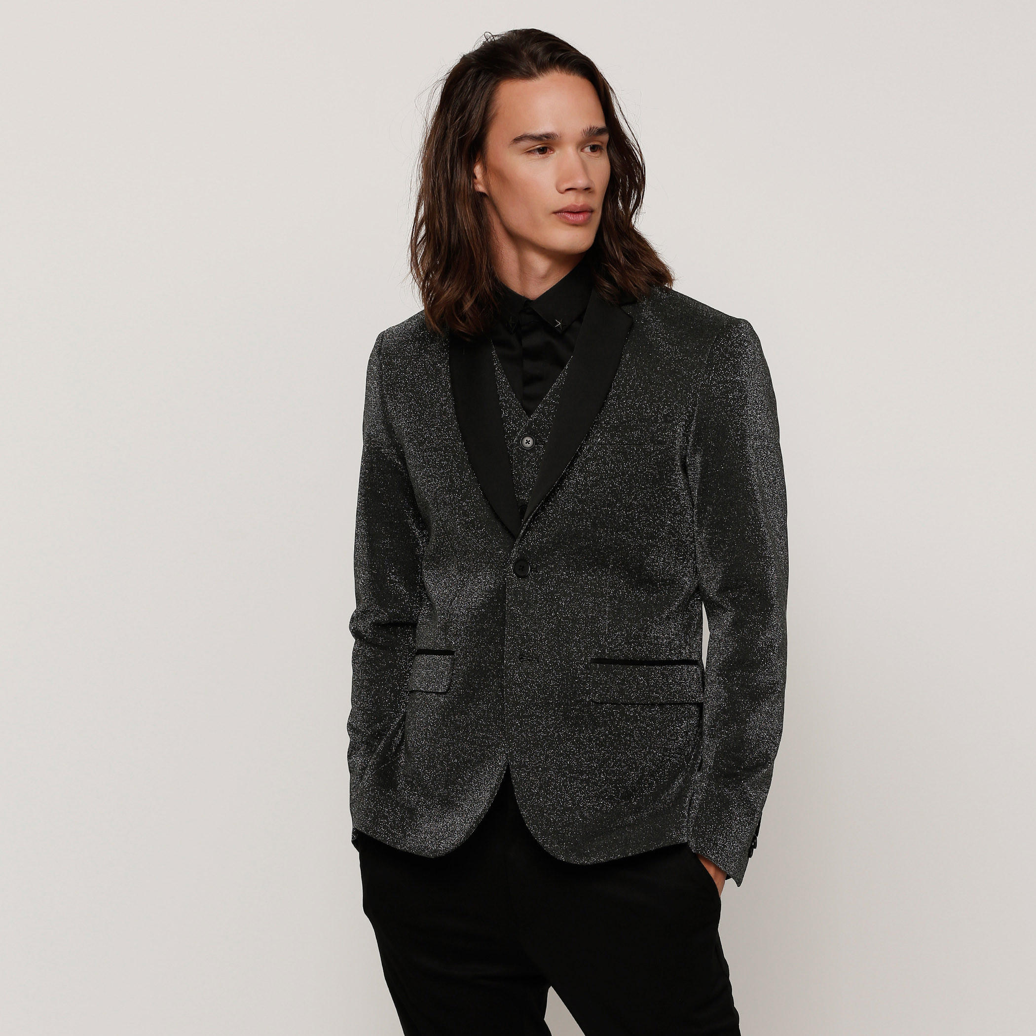 جاكيت بياقة طويلة وأكمام طويلة وجيب-men-clothing-jacketsandblazers-jackets-image-1