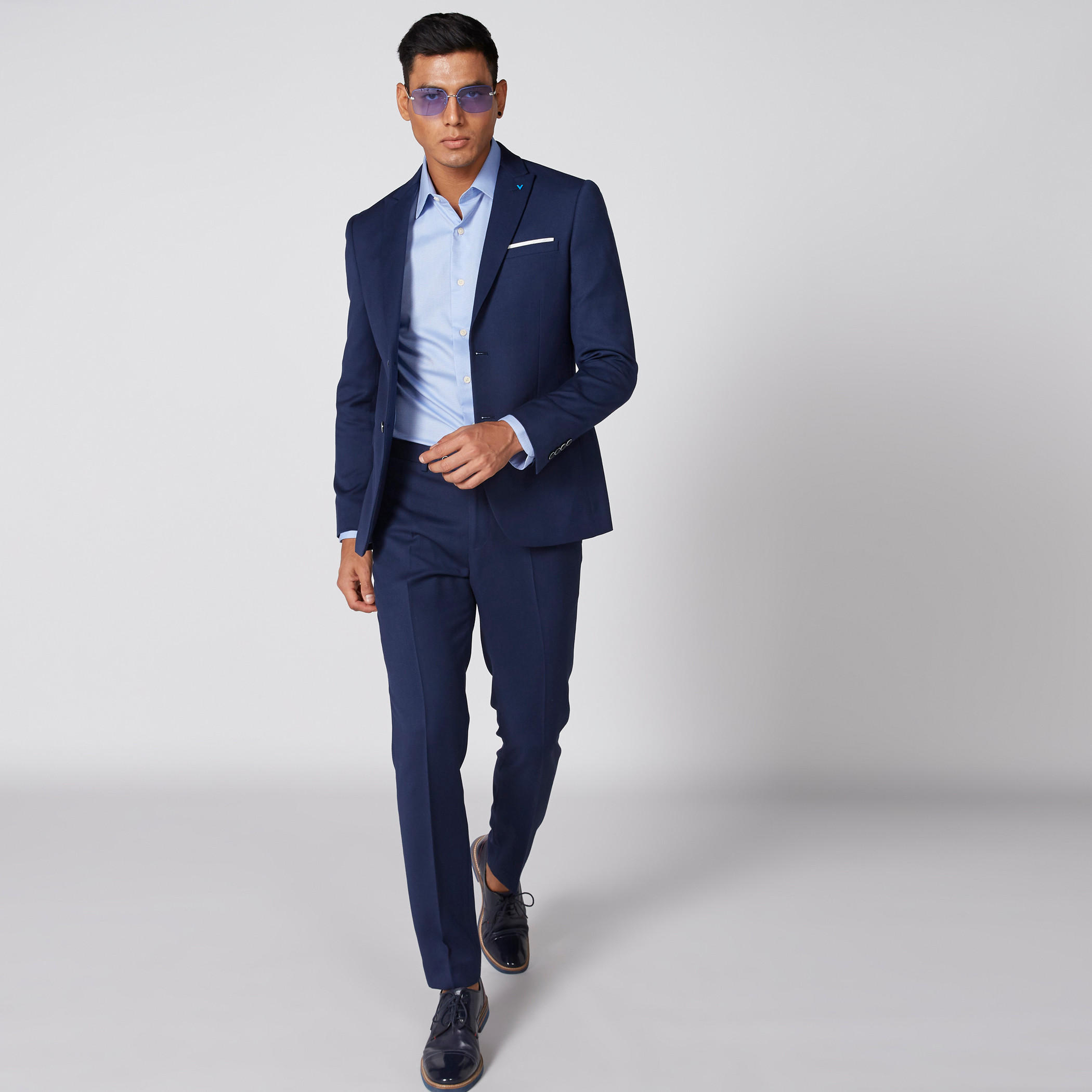 جاكيت بليزر مخطط بأكمام طويلة وياقة طويلة-men-clothing-jacketsandblazers-jackets-image-3