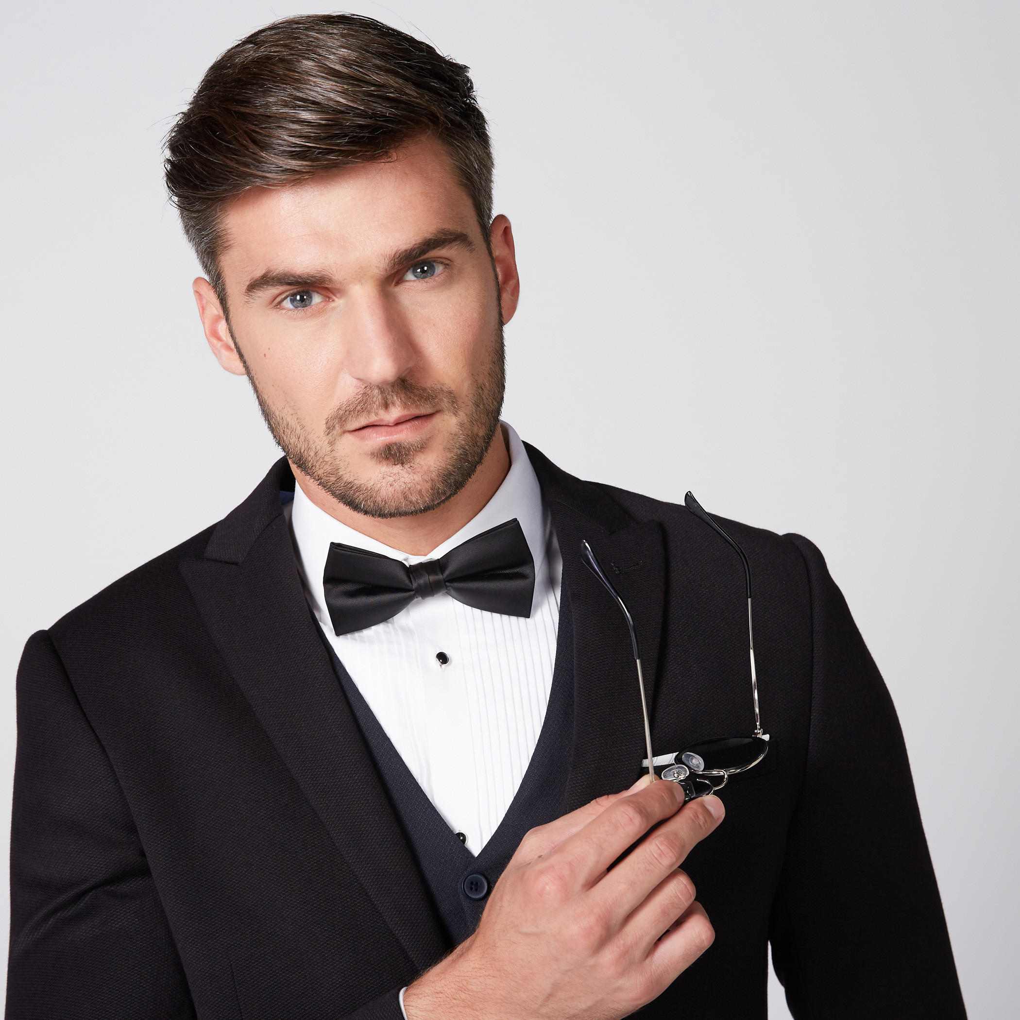 طقم بابيون ومنديل جيب بطبعات-men-tiesandcufflinks-pocketsquares-image-5