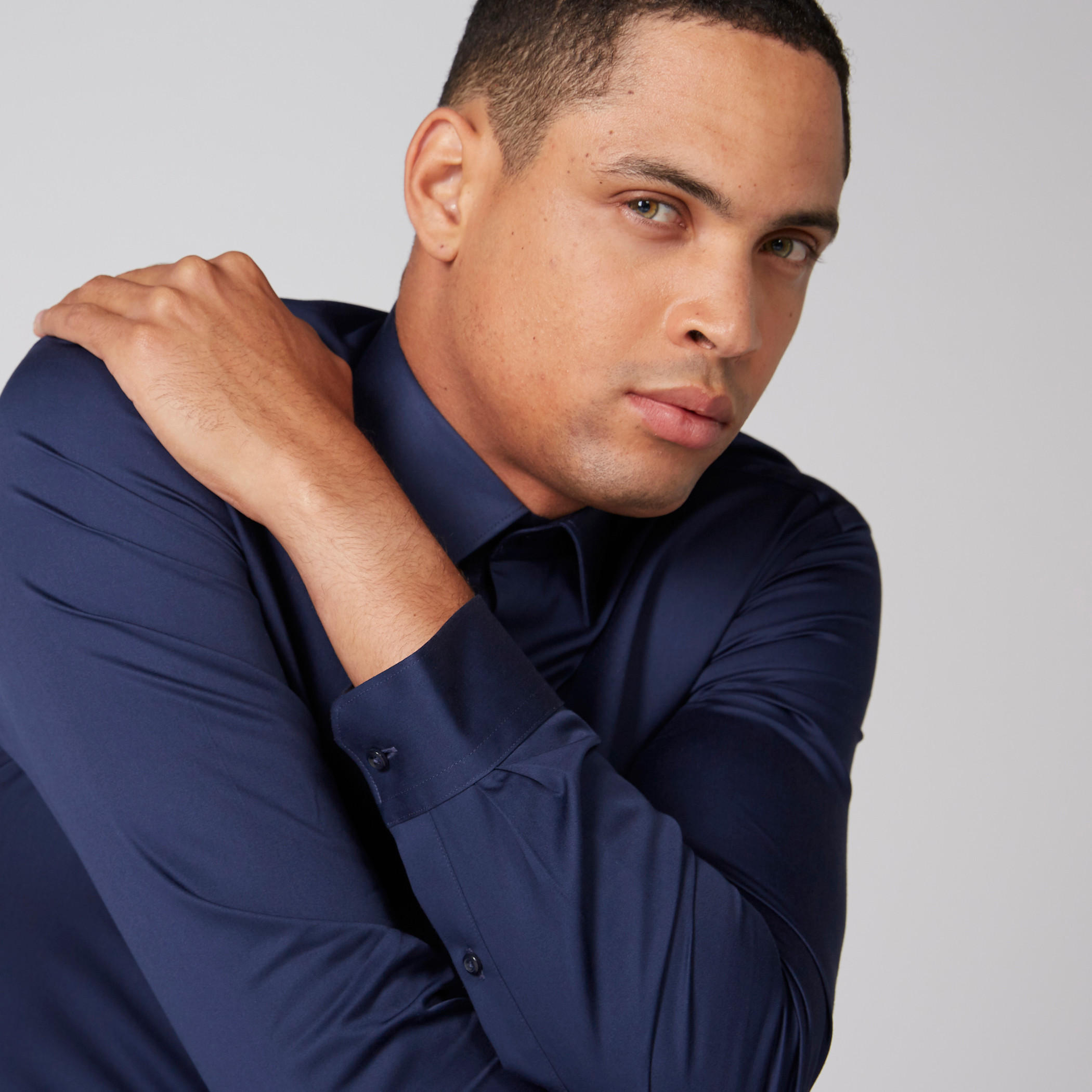قميص بأكمام طويلة ووصلة أزرار كاملة-men-clothing-shirts-image-1