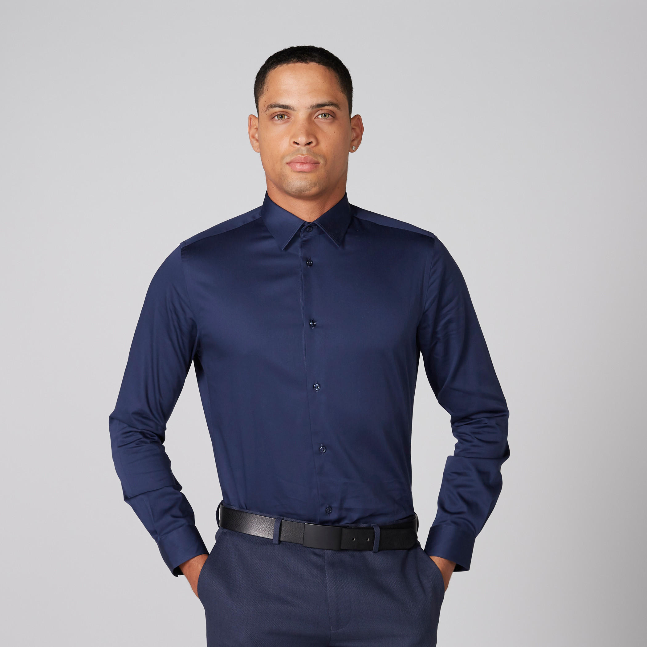 قميص بأكمام طويلة ووصلة أزرار كاملة-men-clothing-shirts-image-4