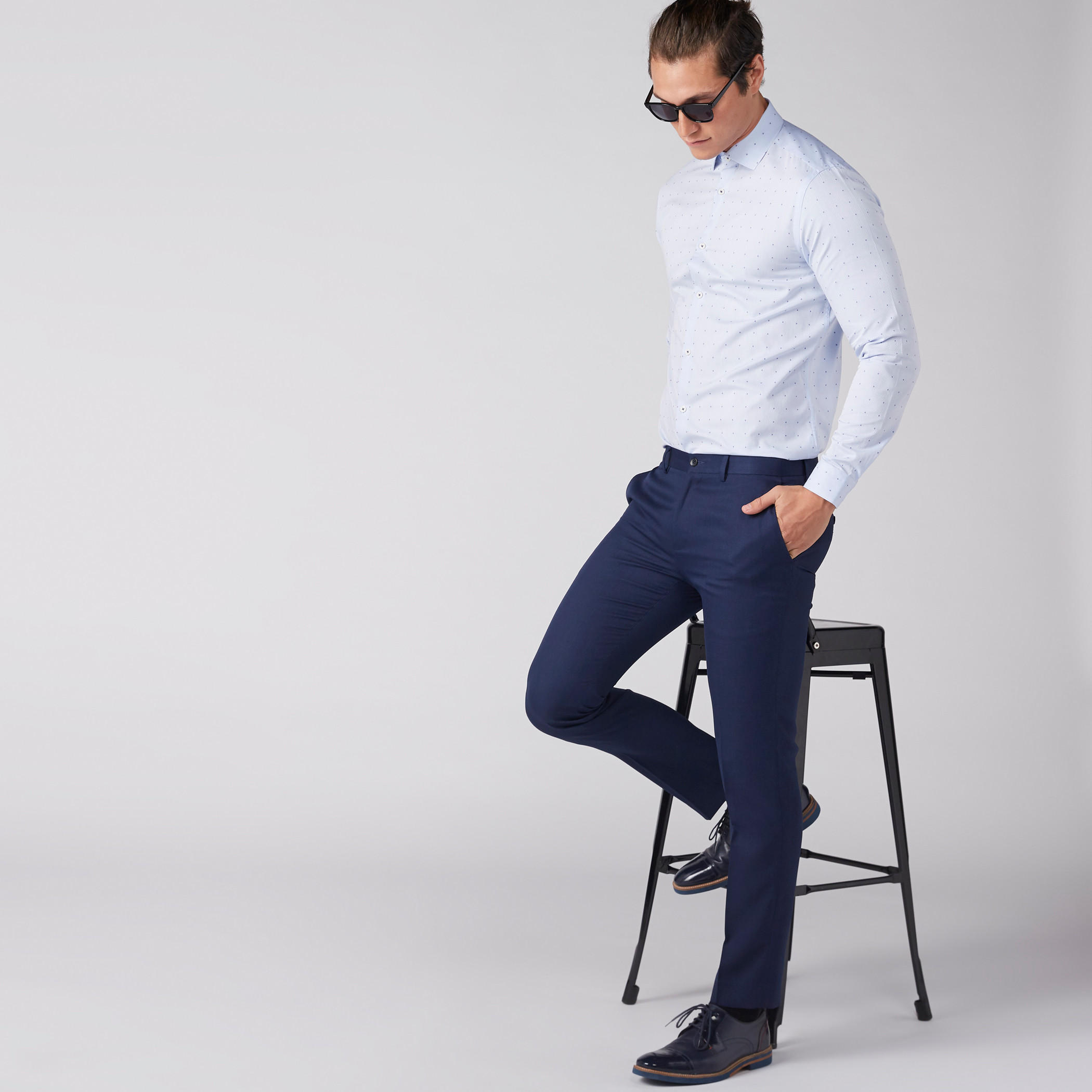 قميص بأكمام طويلة وأزرار وطبعات منقّطة-men-clothing-shirts-image-3