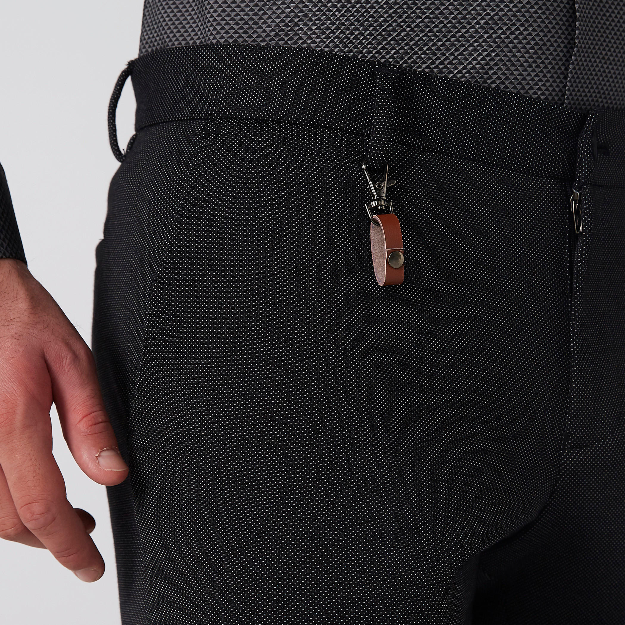 بنطال بارز الملمس بزر إغلاق وجيوب-men-clothing-bottoms-trousersandchinos-trousers-image-4